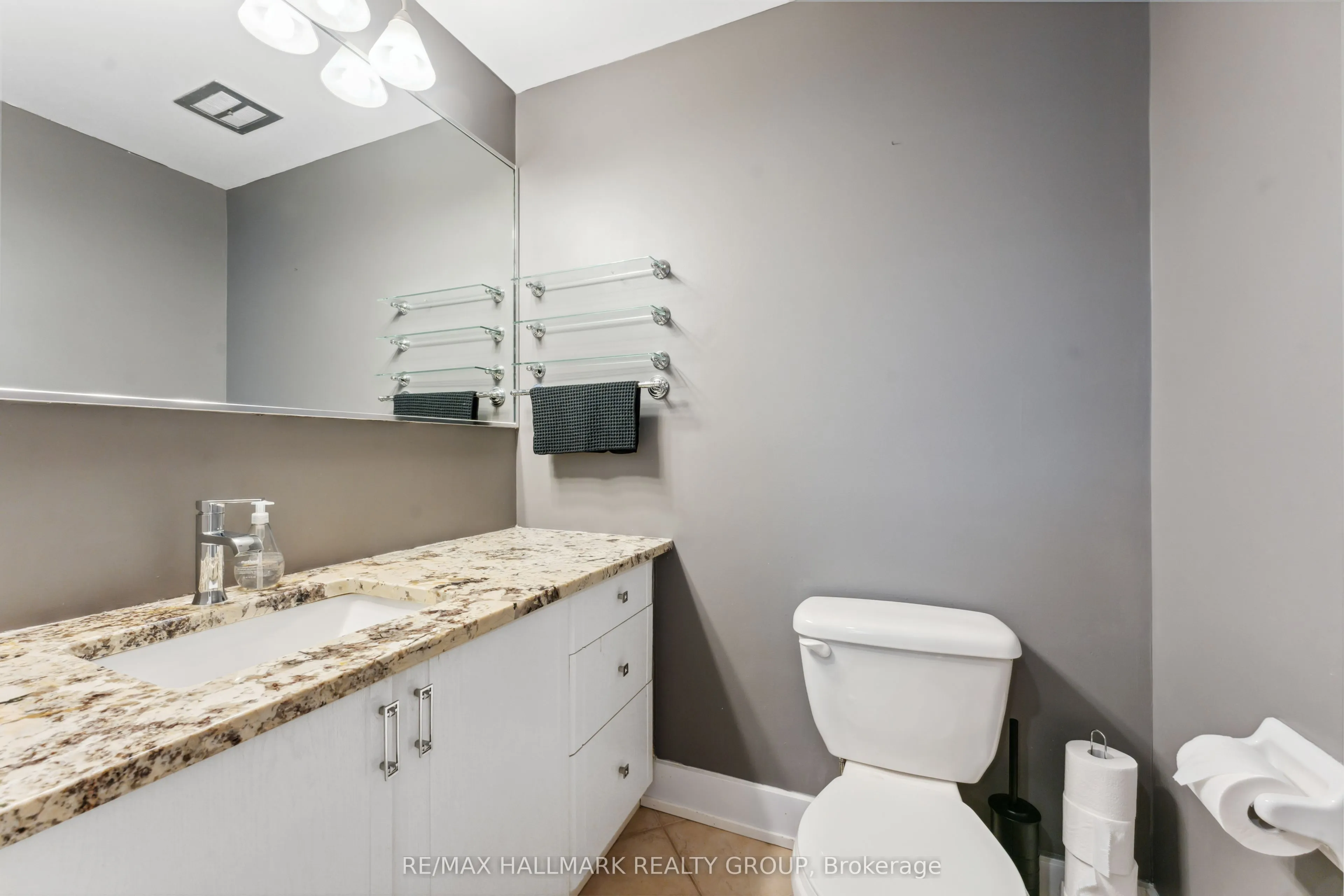 2425 Ogilvie Road