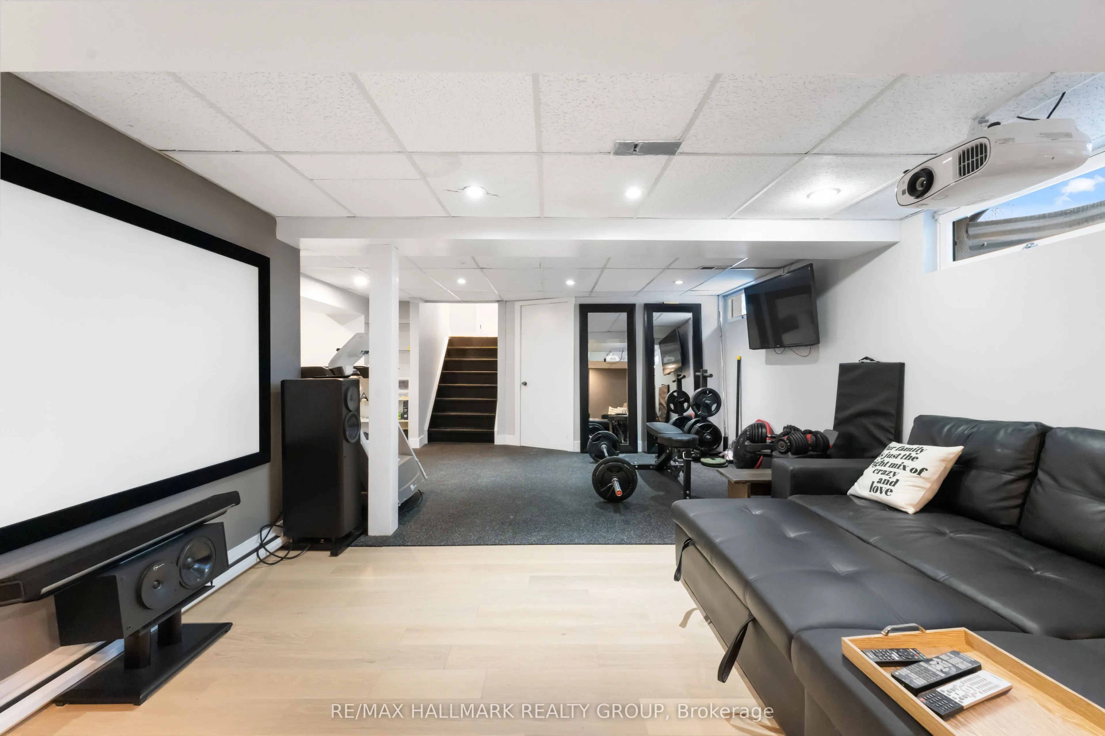 2425 Ogilvie Road