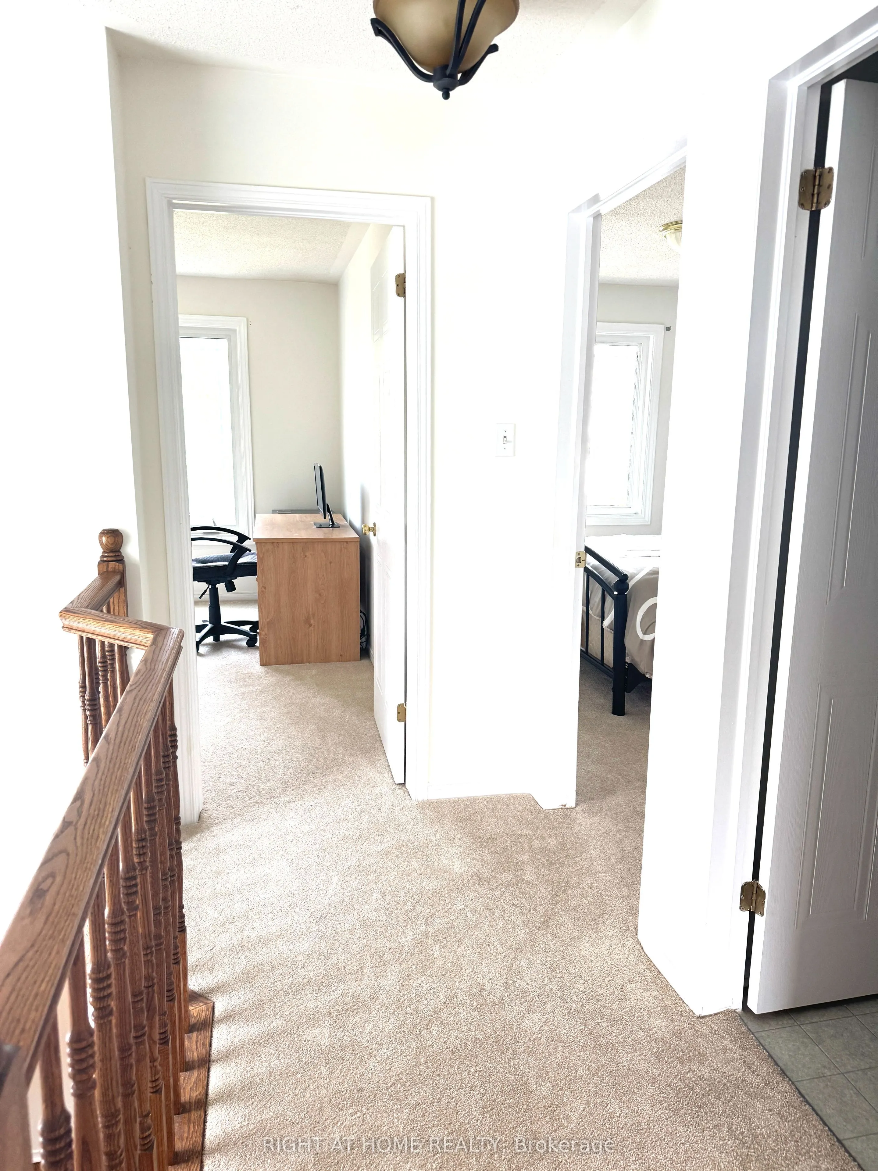77 Flowertree Crescent