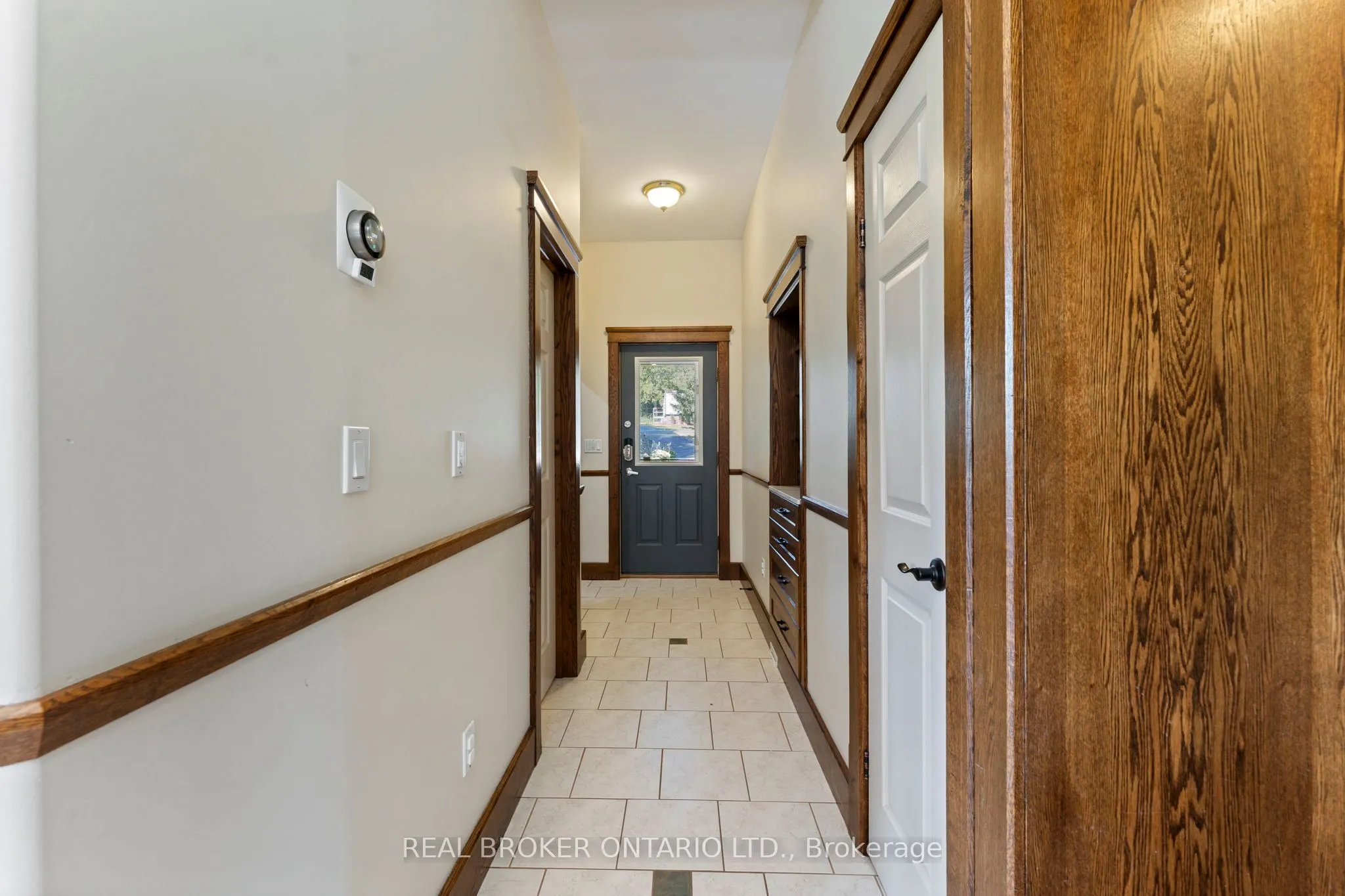 182 Governor's Rd Road E
