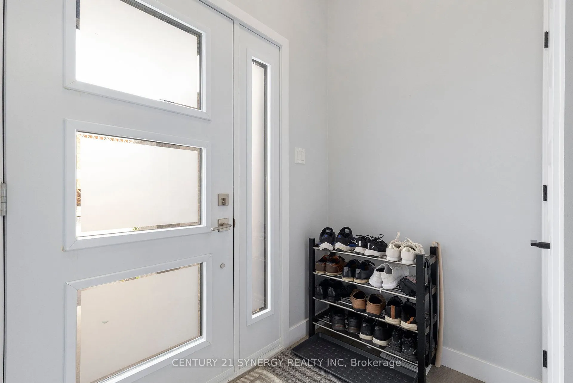 68 Villeneuve Street
