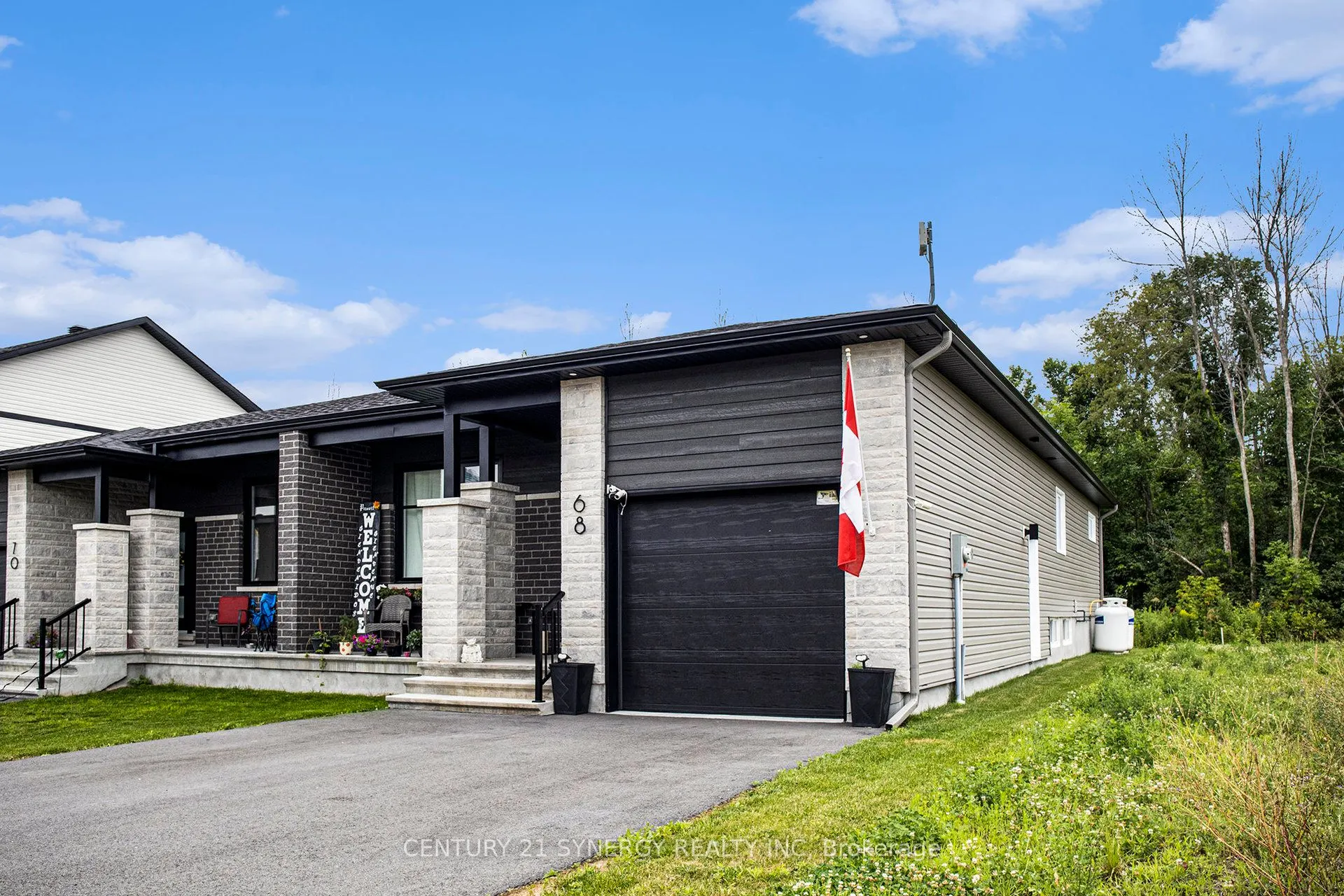 68 Villeneuve Street