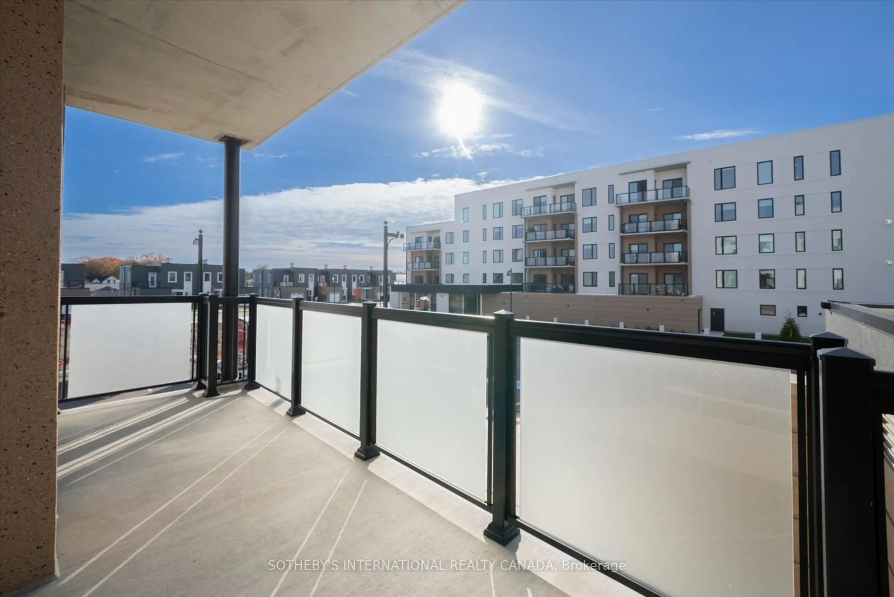 19B West Street N, #201
