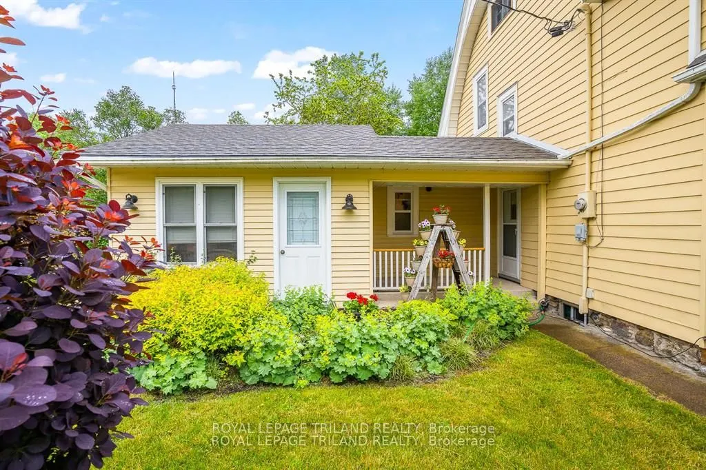 303022 GREY ROAD 15
