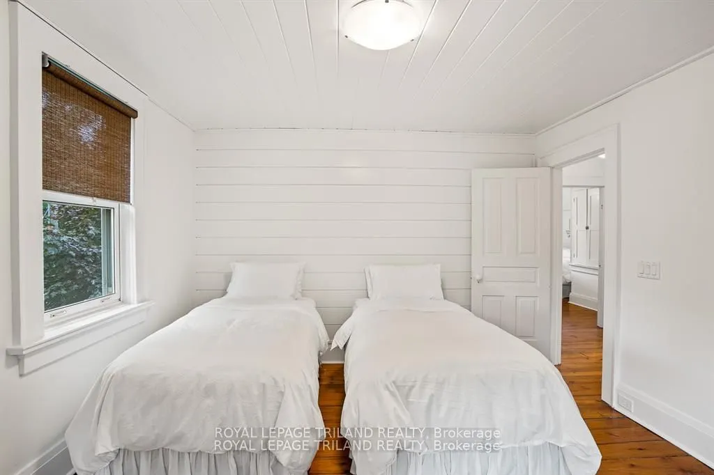 303022 GREY ROAD 15