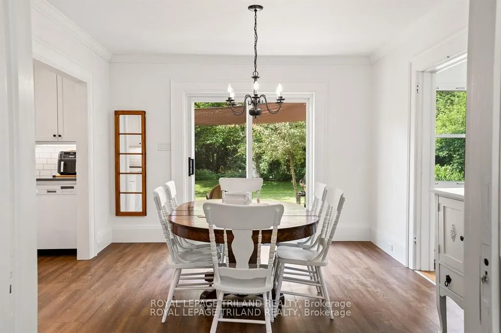 303022 GREY ROAD 15
