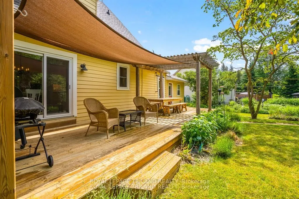 303022 GREY ROAD 15
