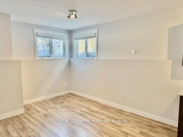 100 Laurier Street