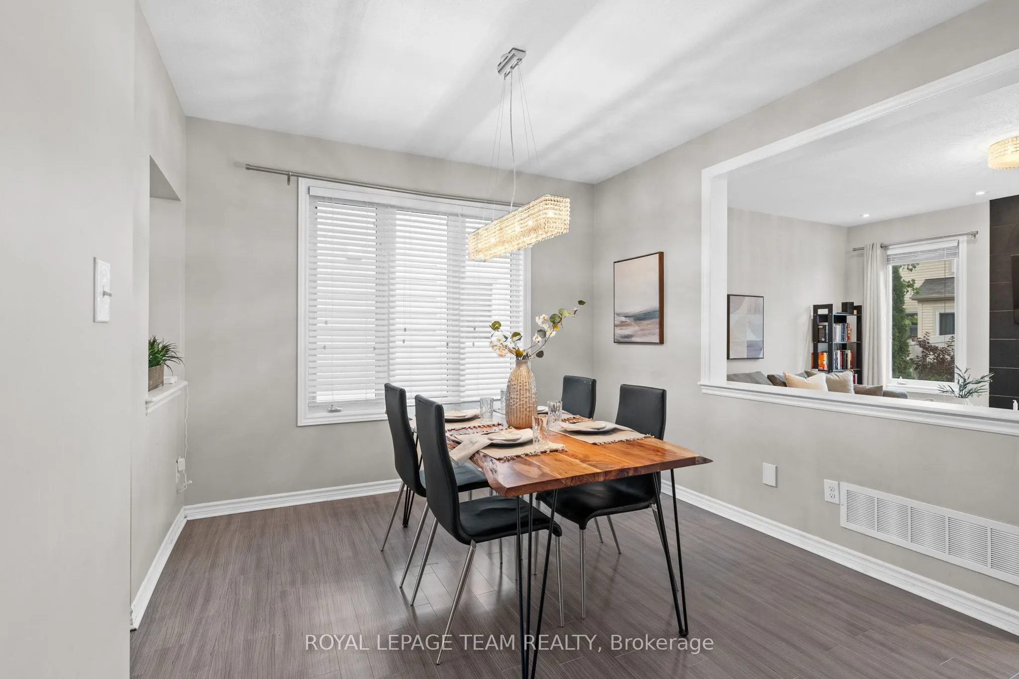 2211 Watercolours Way