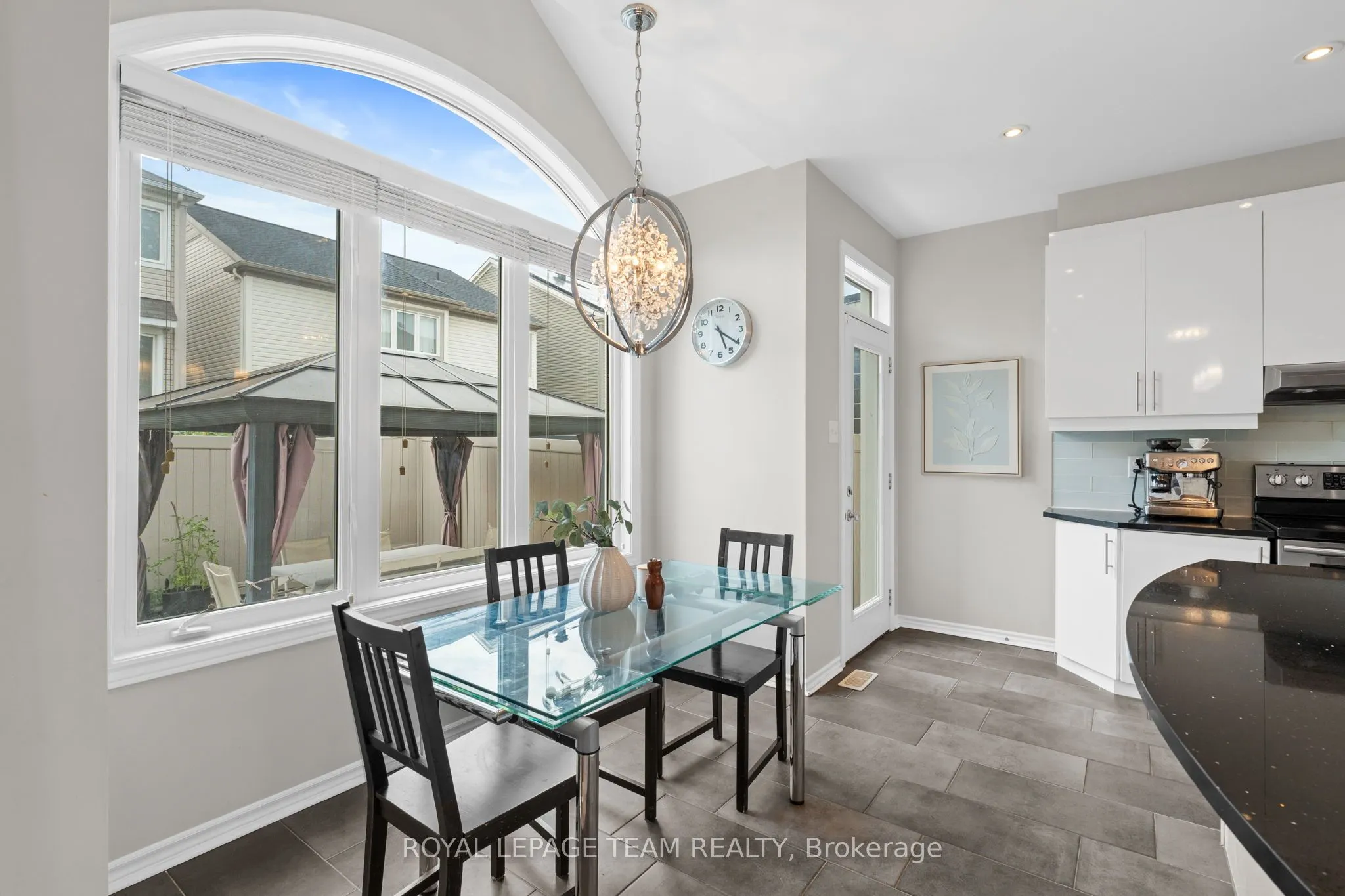2211 Watercolours Way