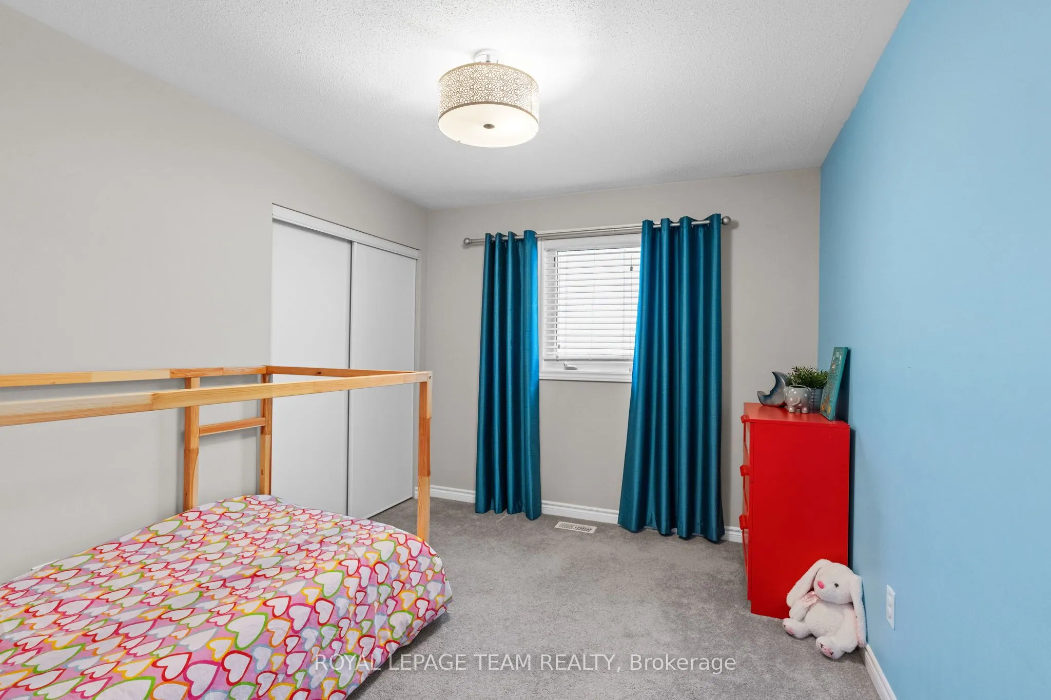 2211 Watercolours Way