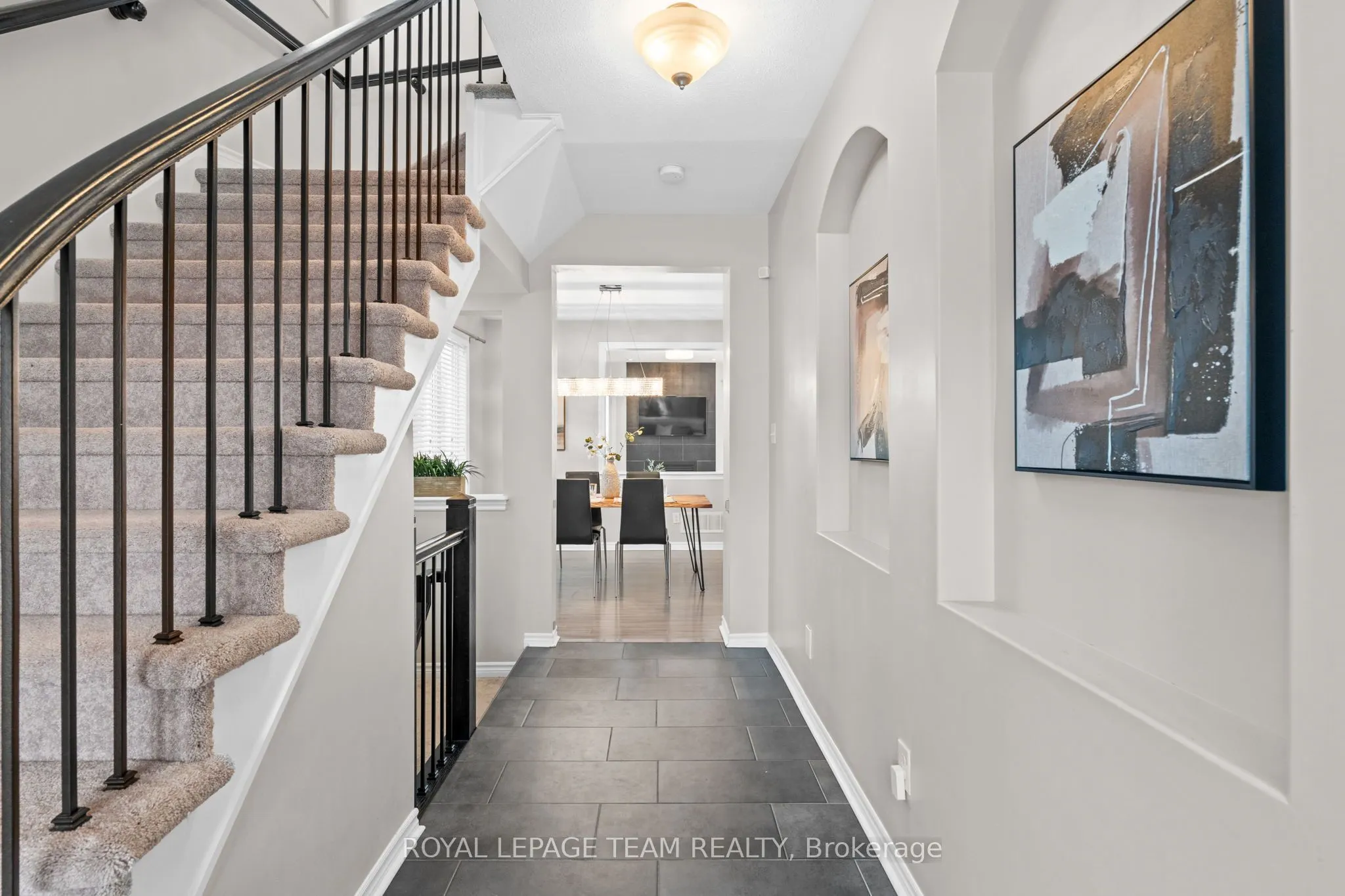 2211 Watercolours Way
