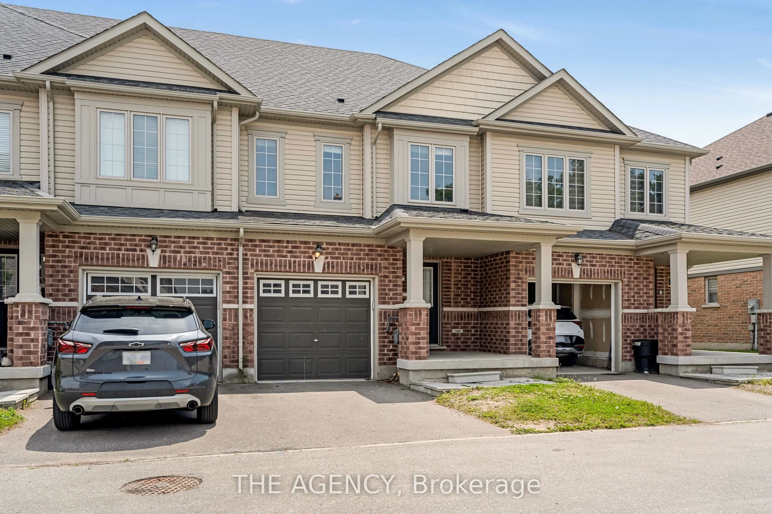 570 LINDEN Drive, #42
