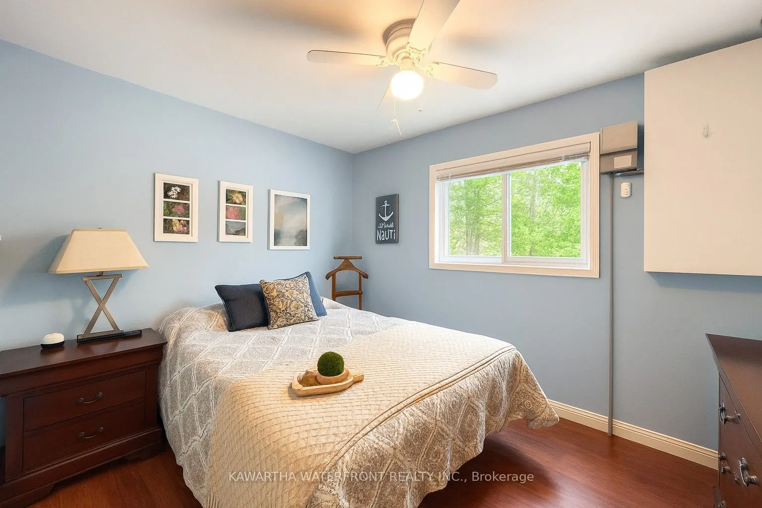 1170 English Circle