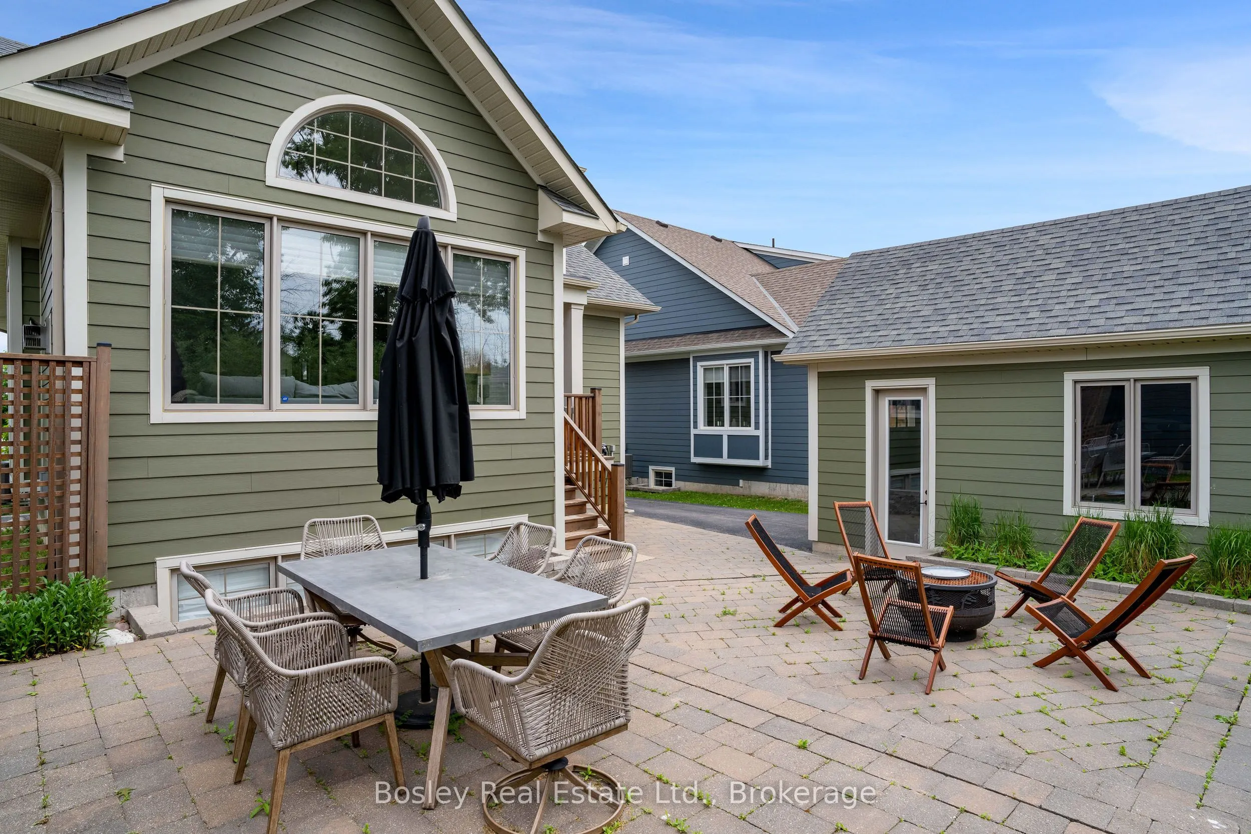 146 Snow Apple Crescent