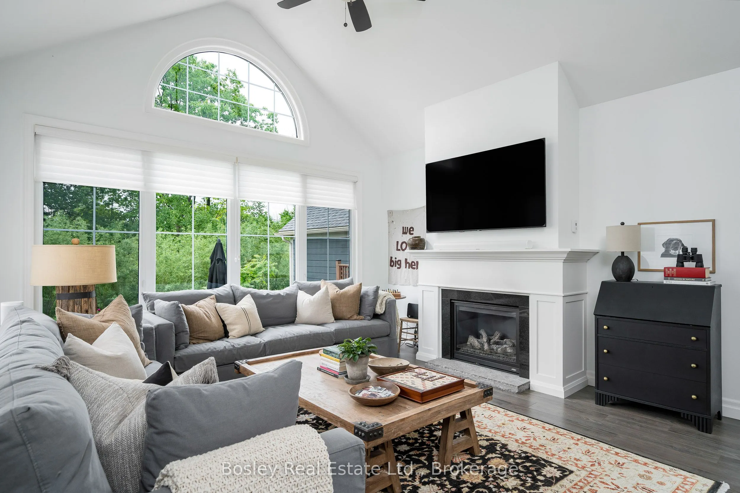 146 Snow Apple Crescent
