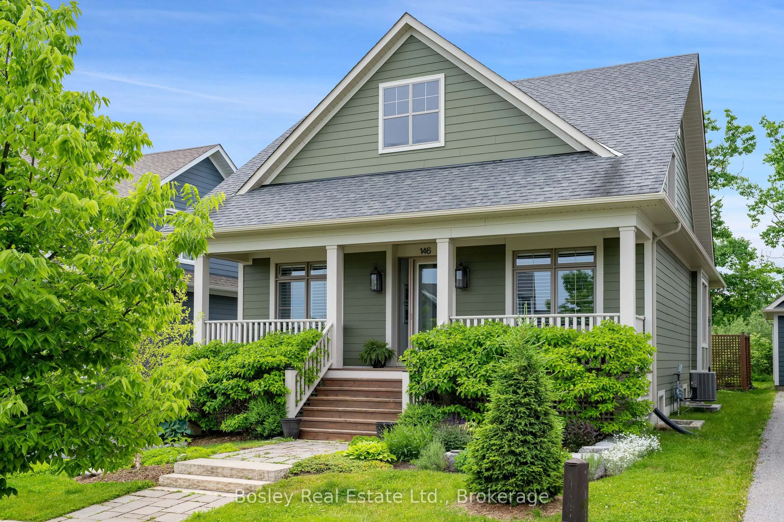 146 Snow Apple Crescent