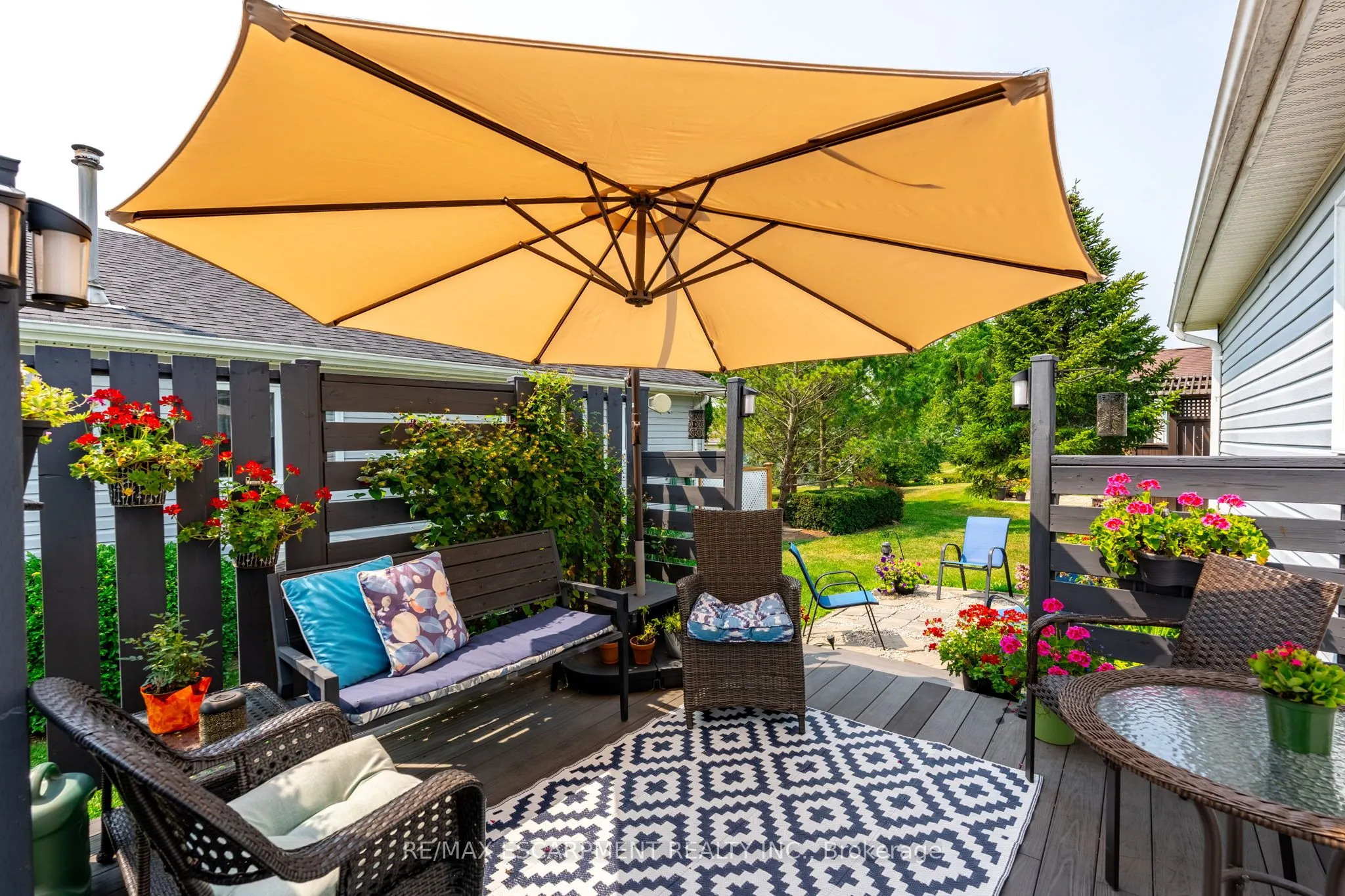 136 GLENARIFF Drive