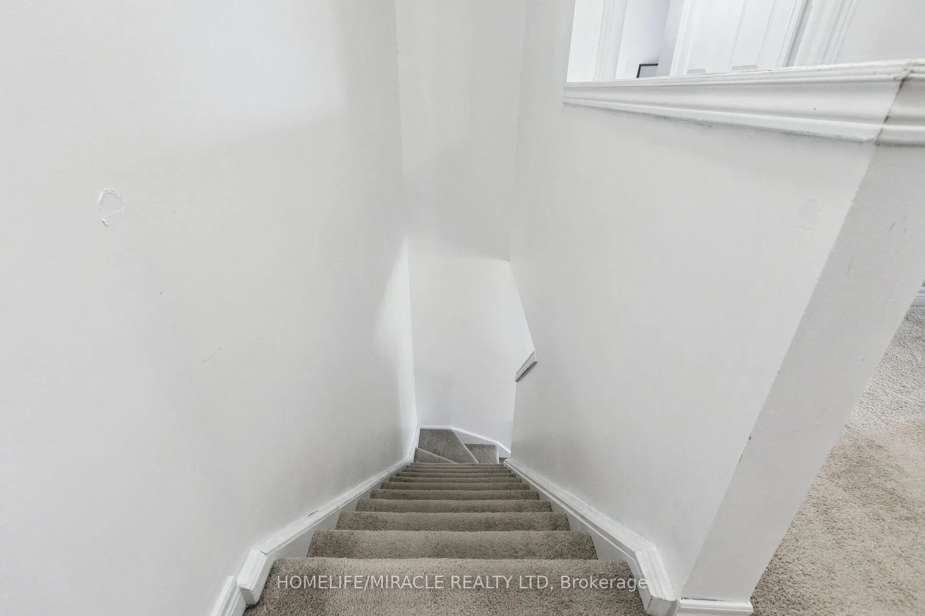 39 Kay Crescent, #15