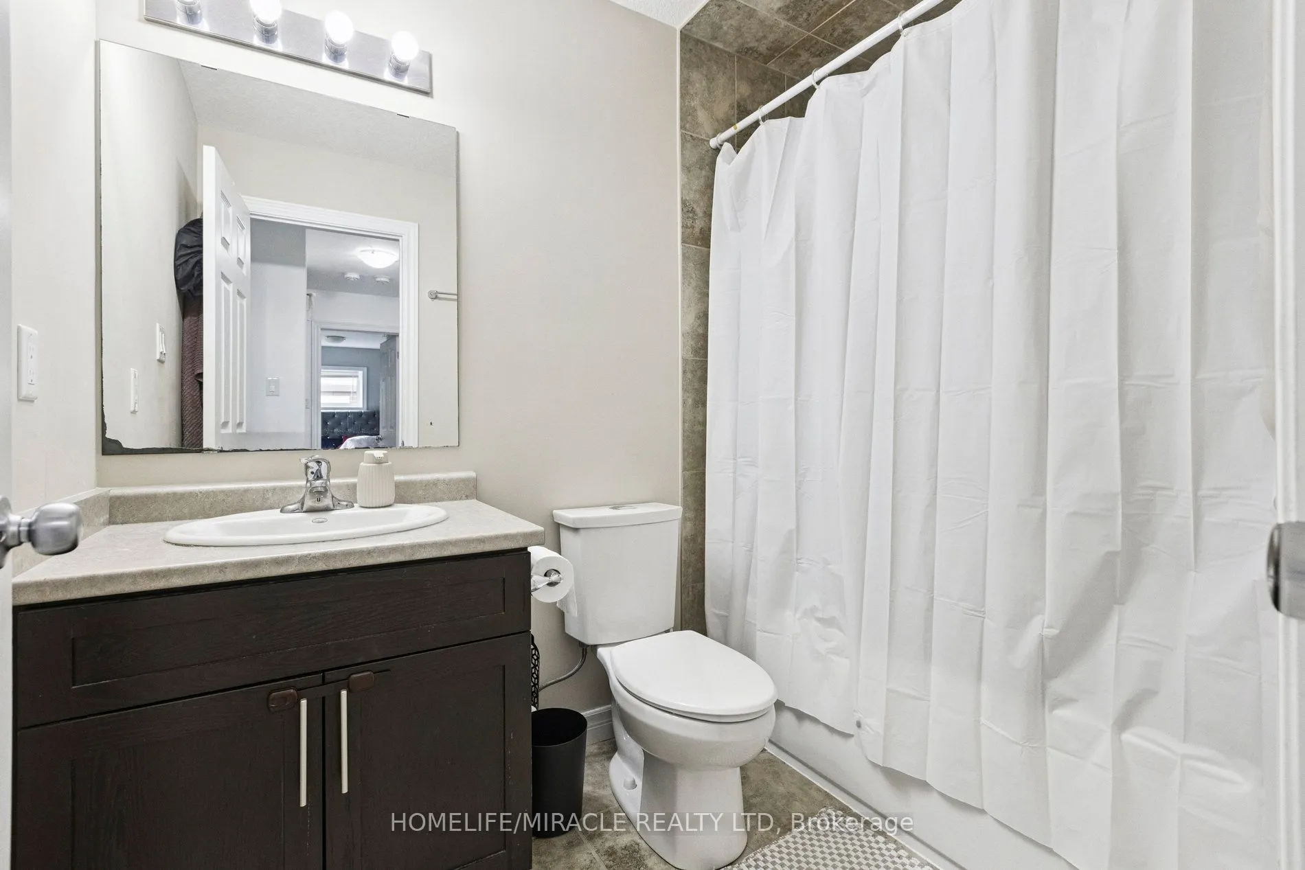 39 Kay Crescent, #15