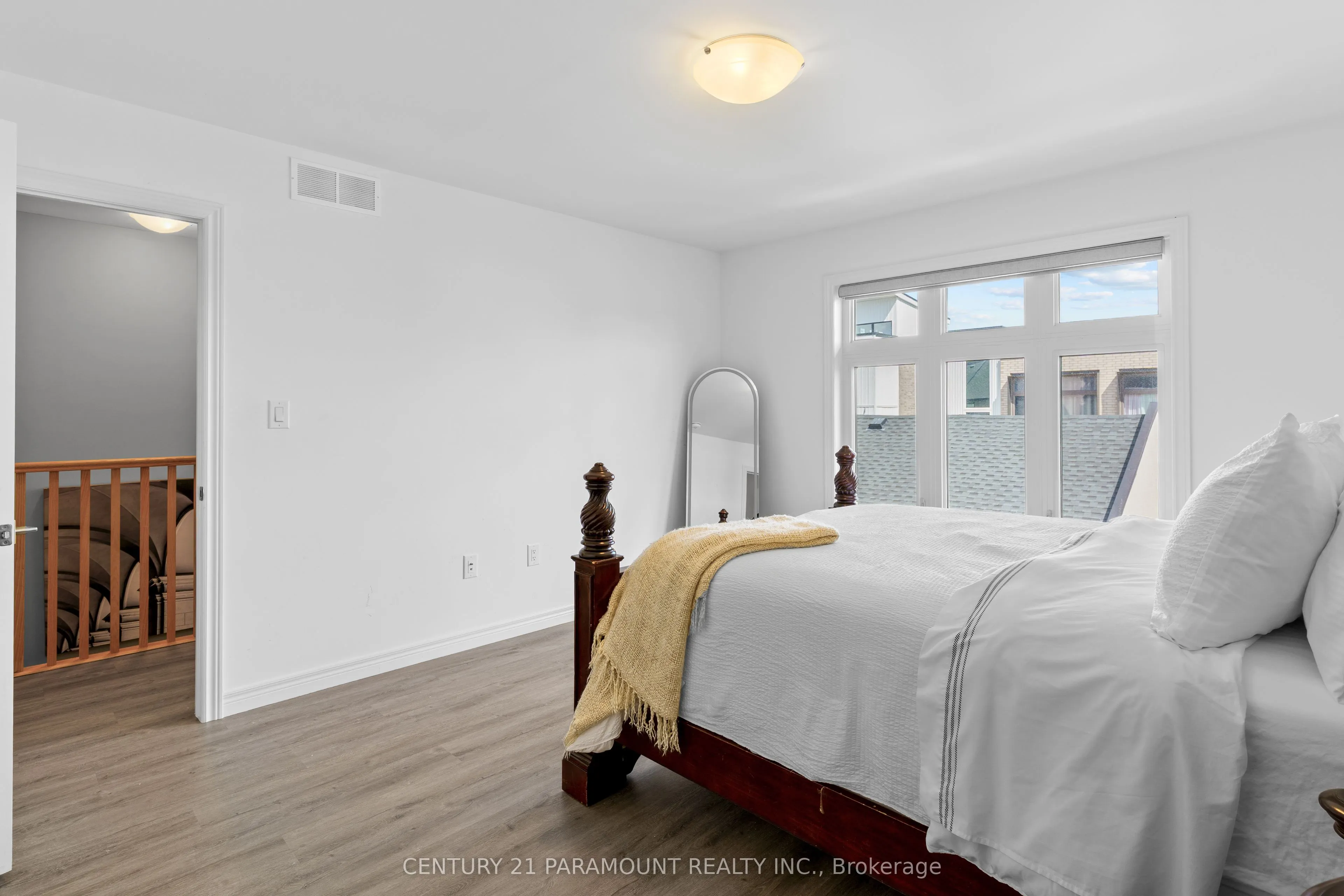 153 Summersides Boulevard