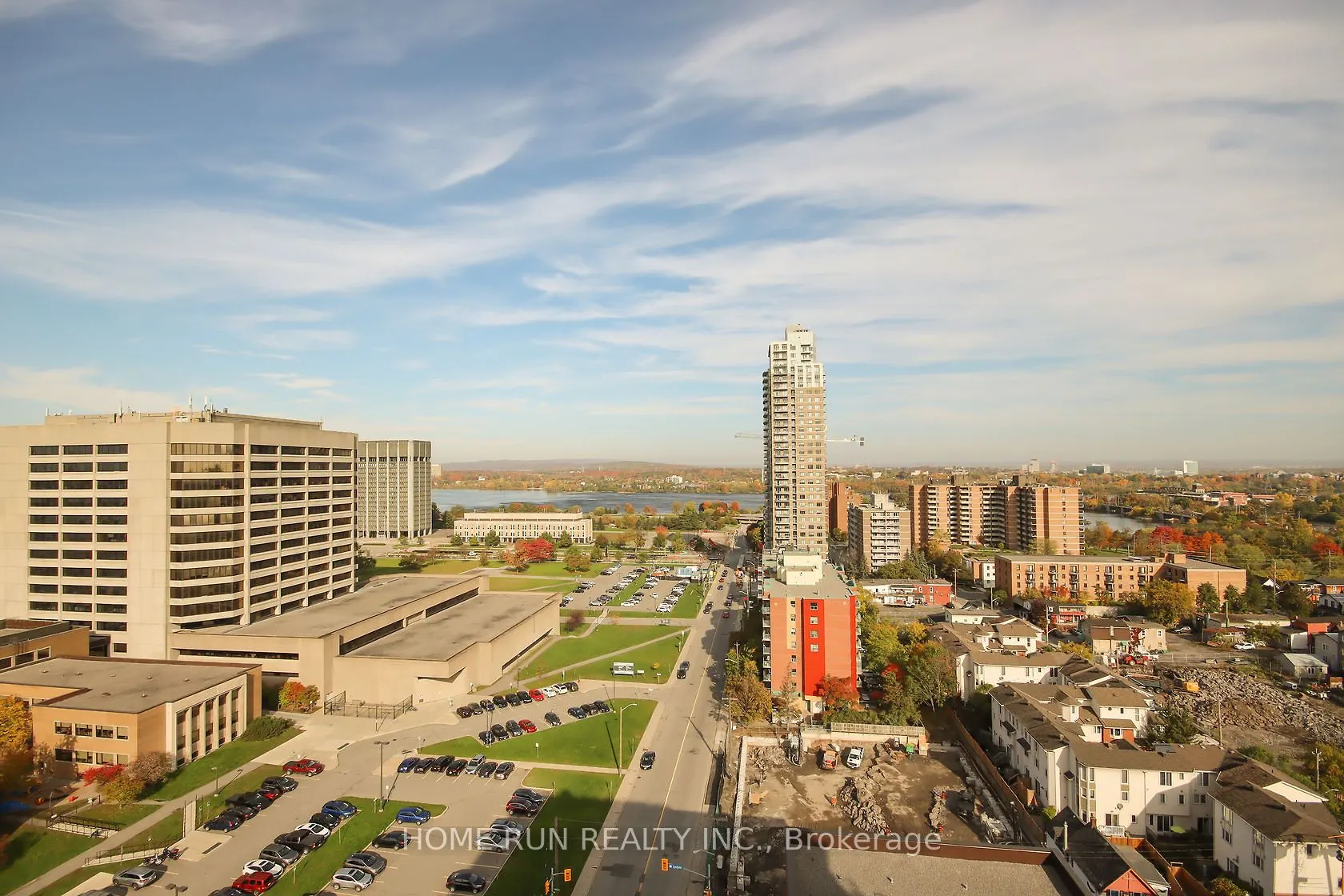 201 PARKDALE Avenue, #805