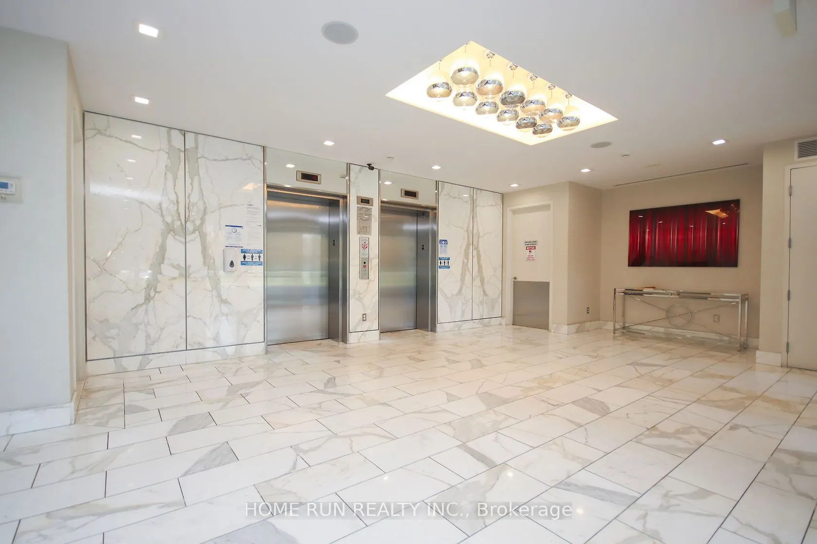201 PARKDALE Avenue, #805