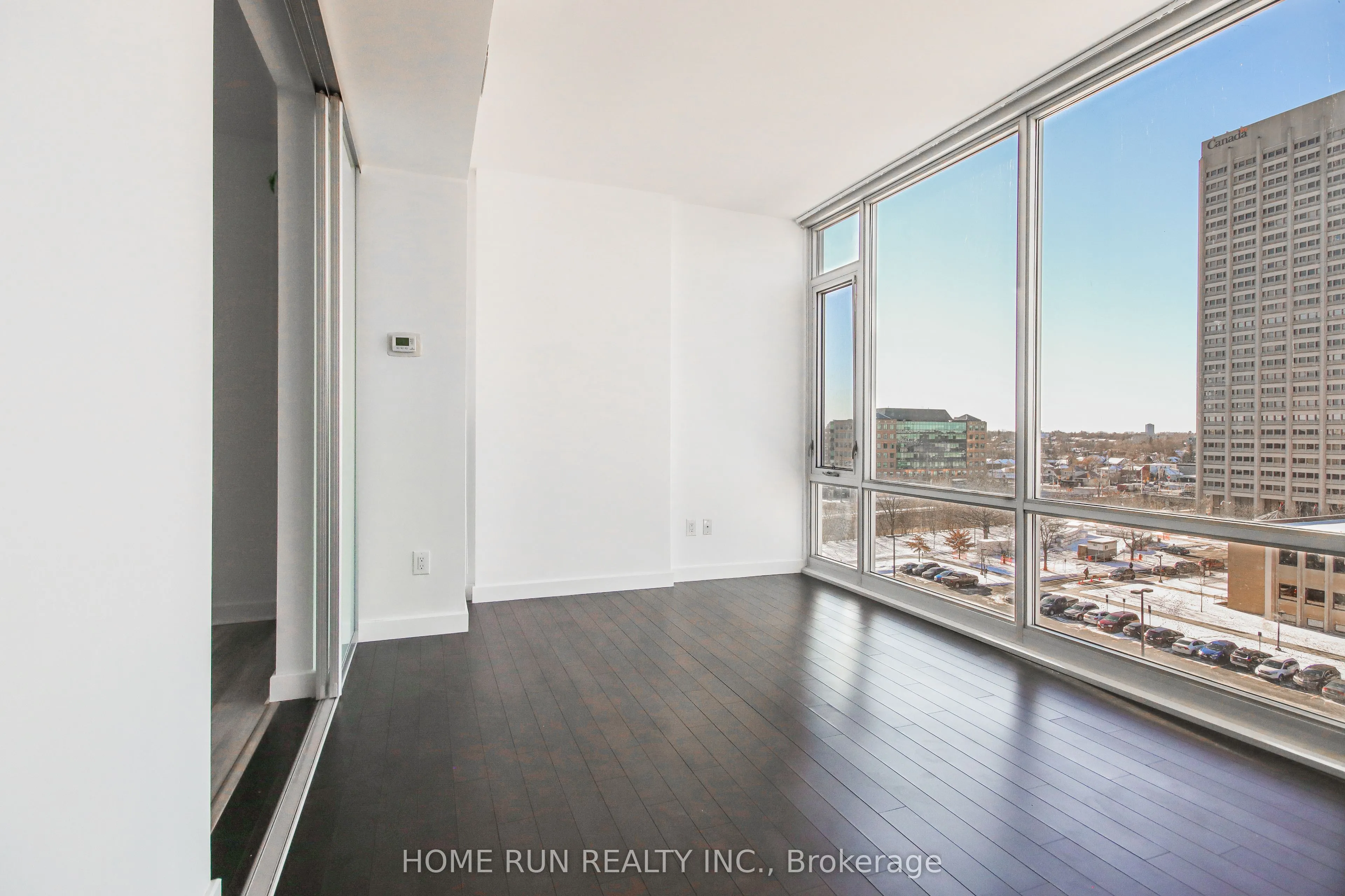 201 PARKDALE Avenue, #805