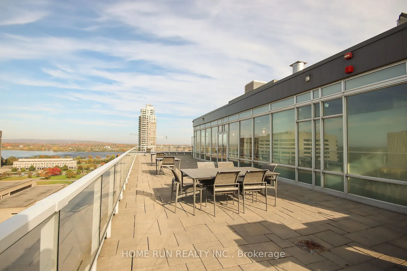 201 PARKDALE Avenue, #805