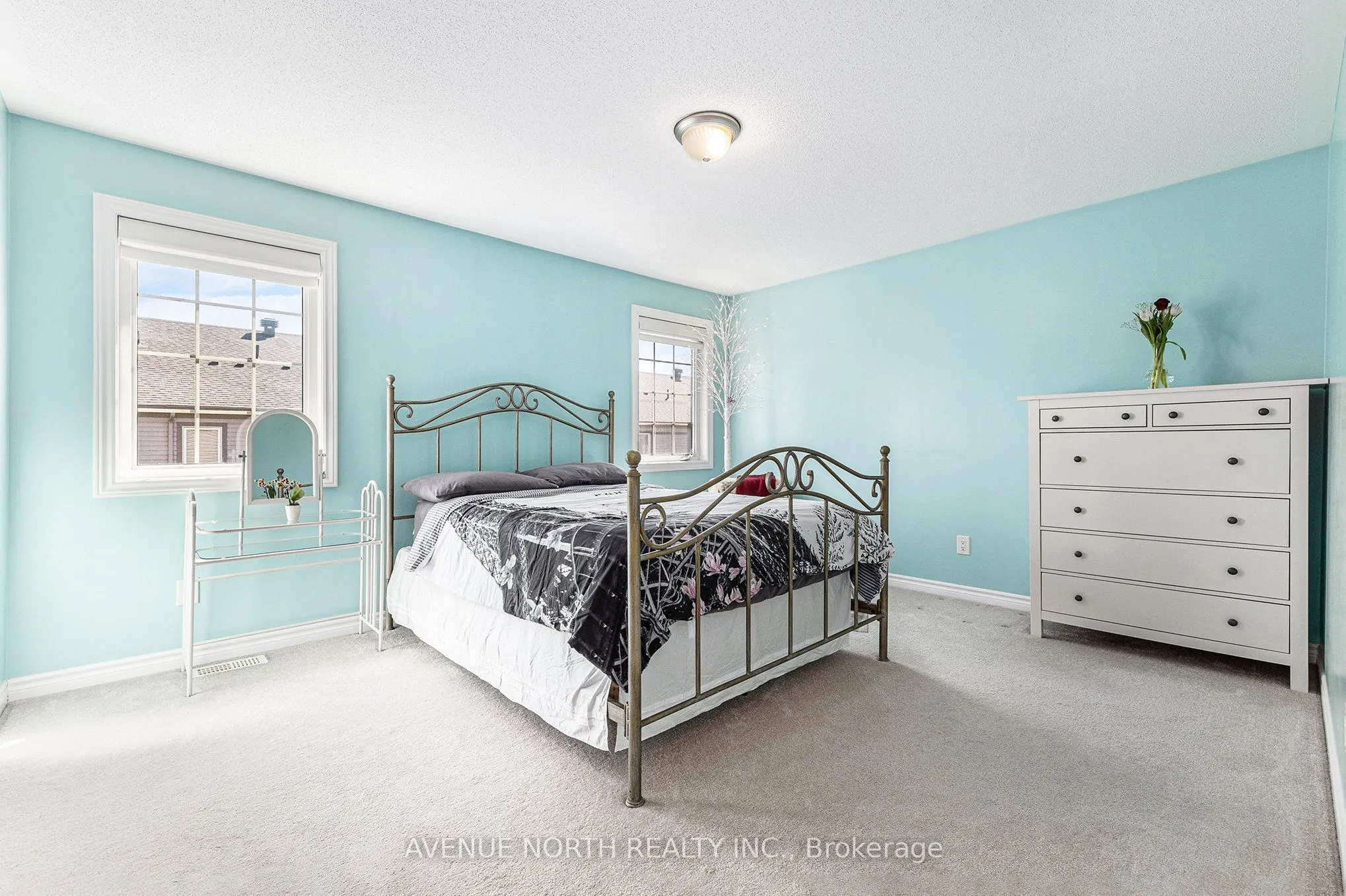 30 Solaris Drive