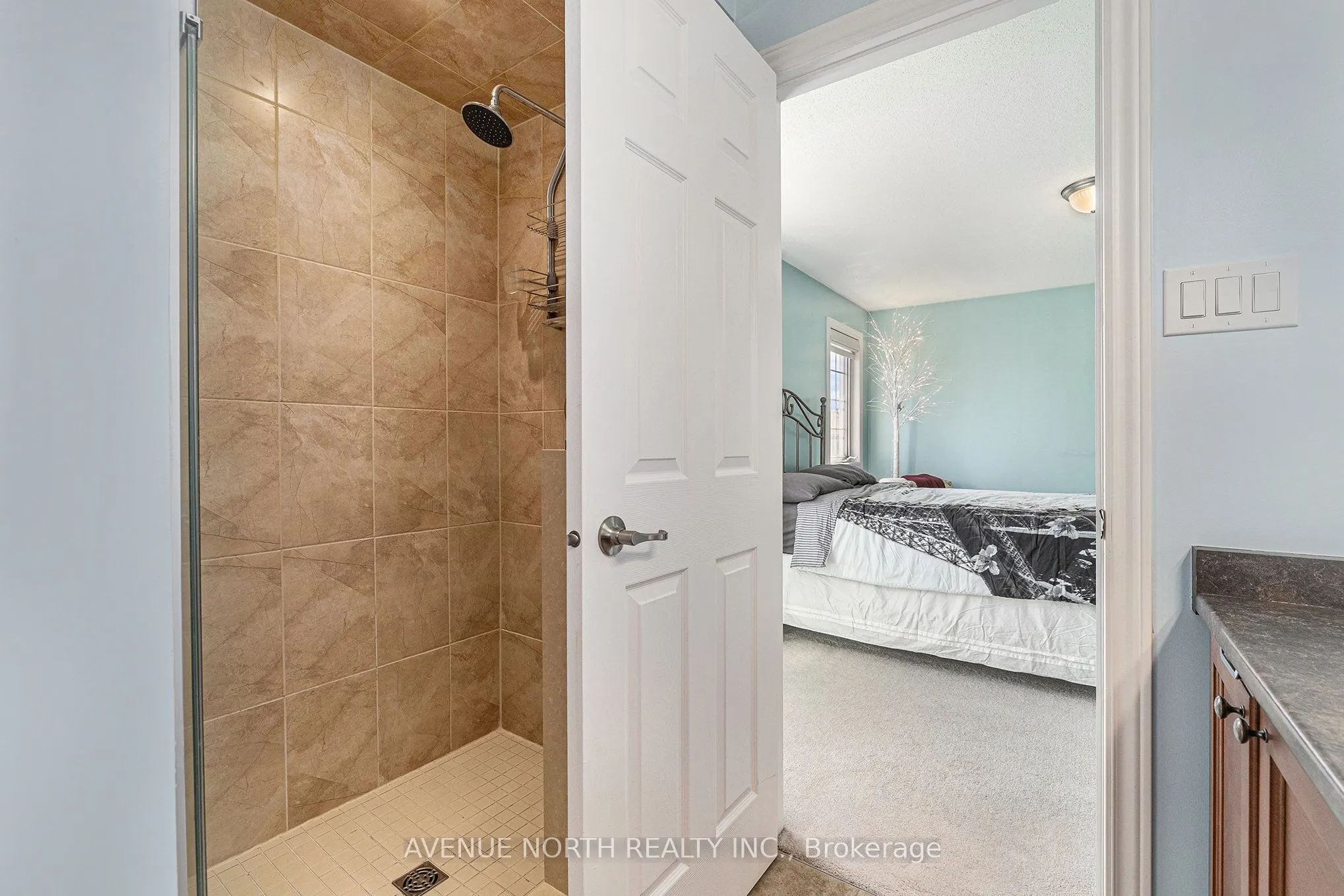 30 Solaris Drive