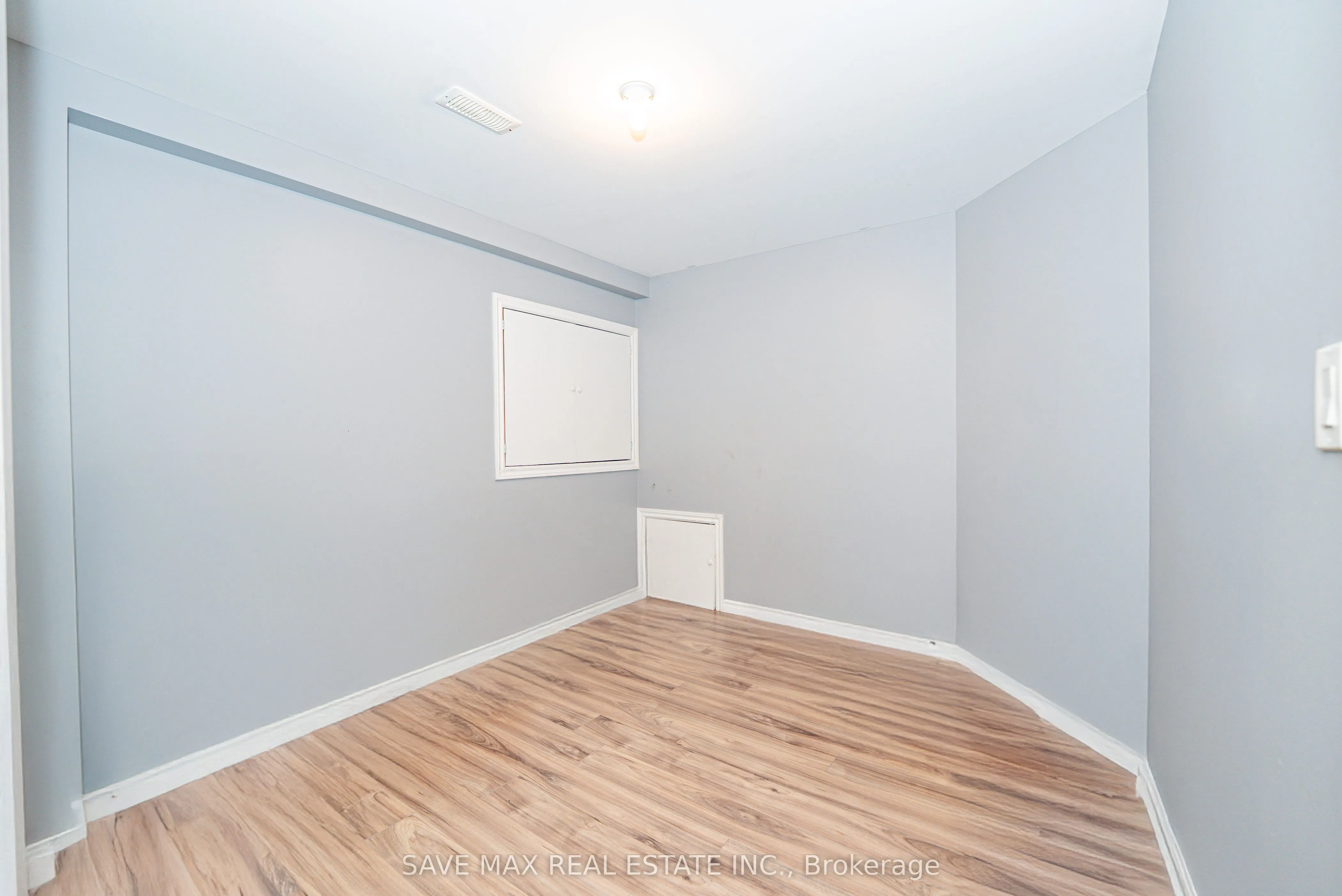 416 Tansley Street
