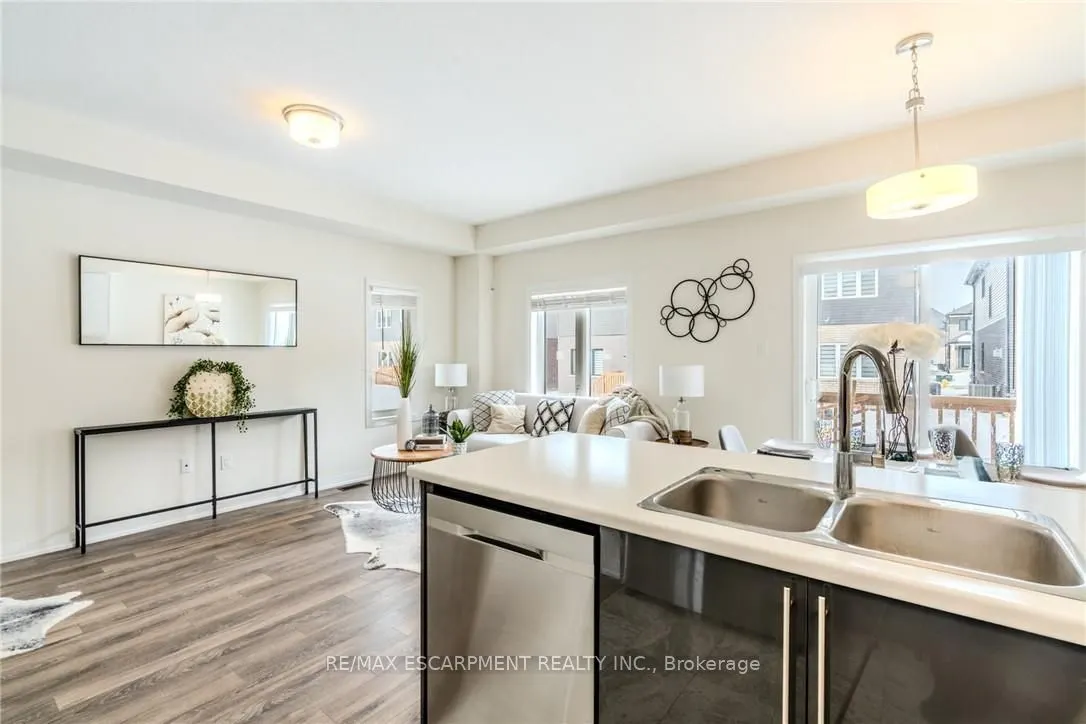21 BOWERY Road