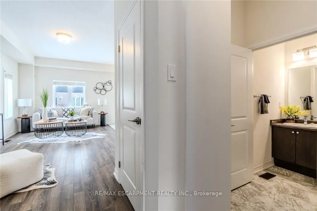 21 BOWERY Road