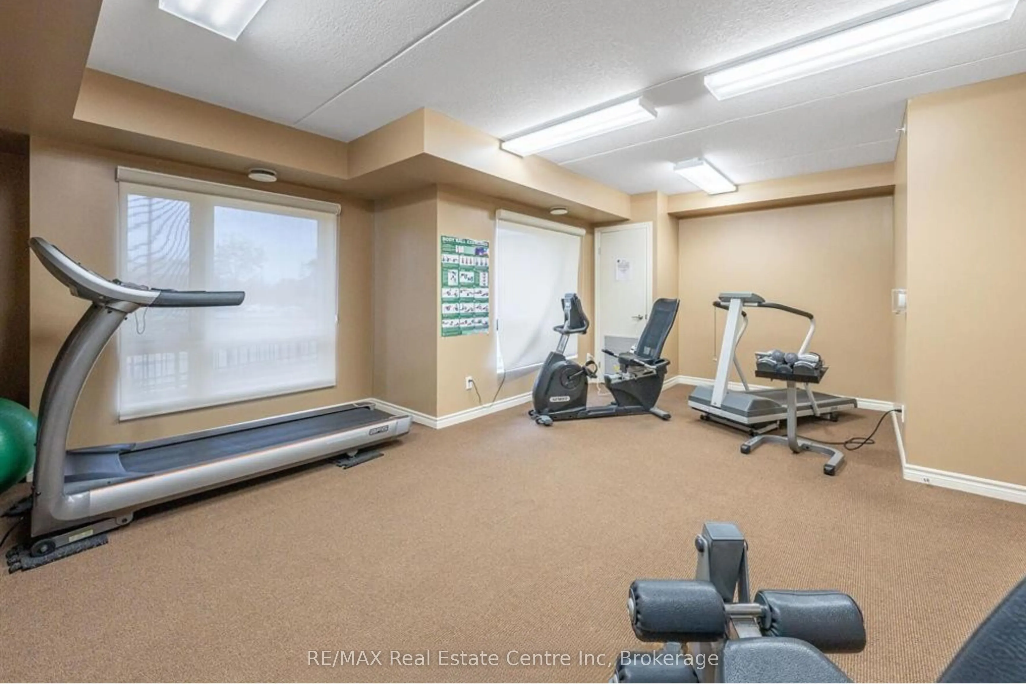 645 St David Street S, #413