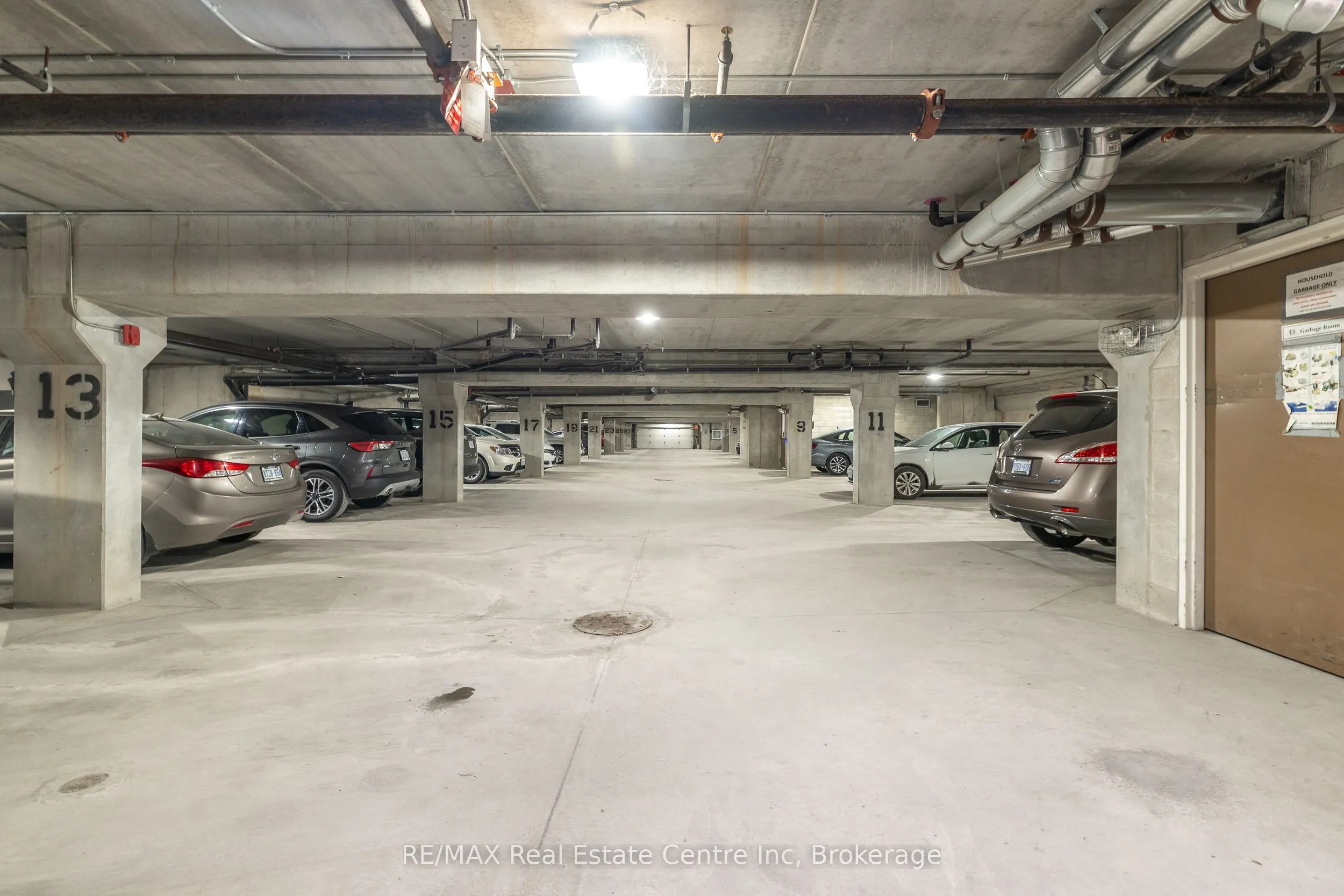 645 St David Street S, #413