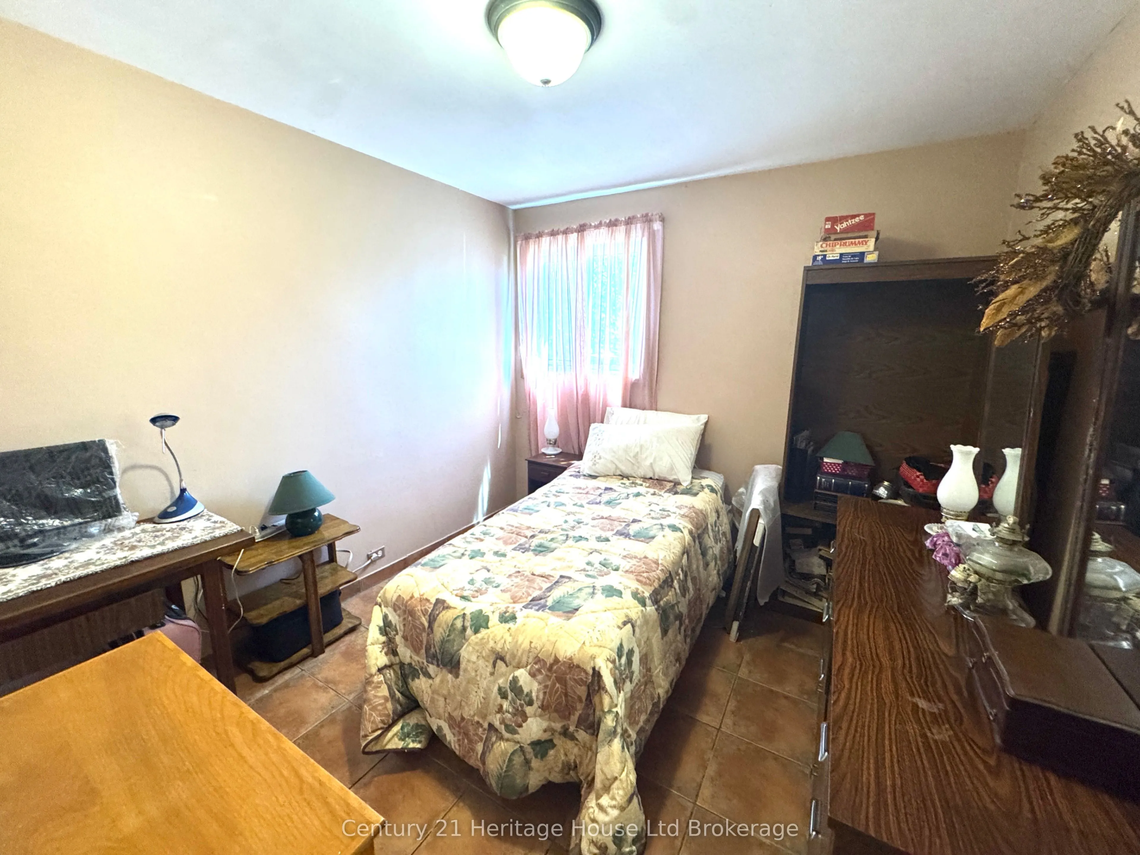 369 Riverside Drive