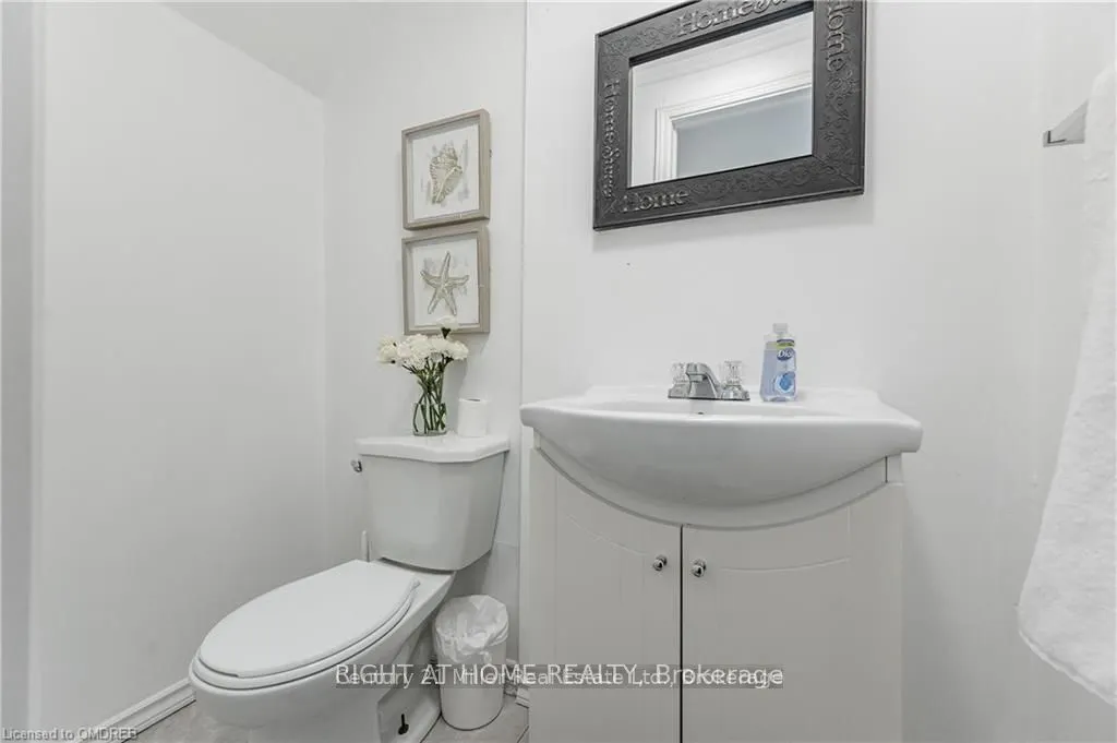164 Jansen Avenue, #6