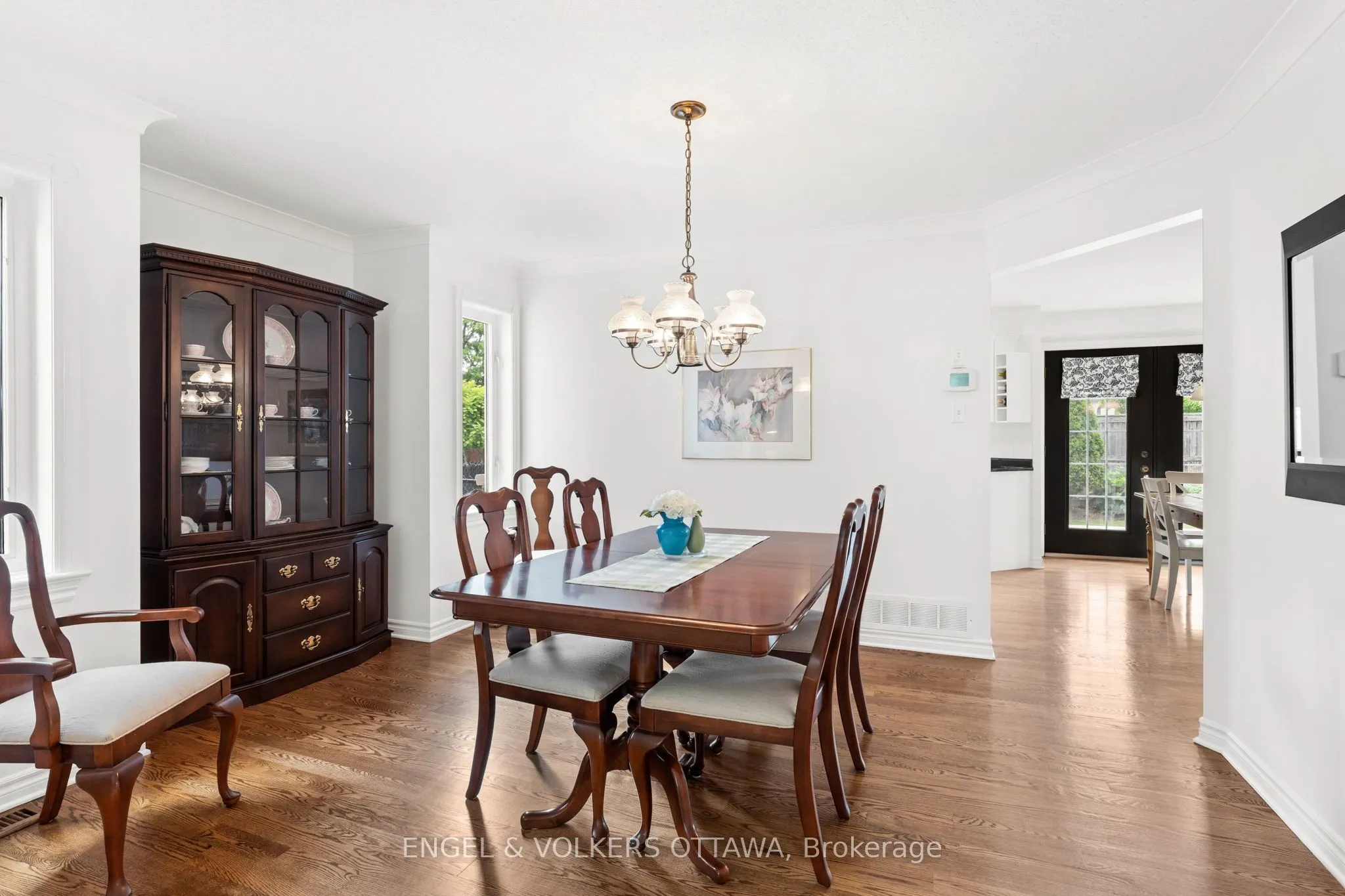 35 Heritage Grove Crescent