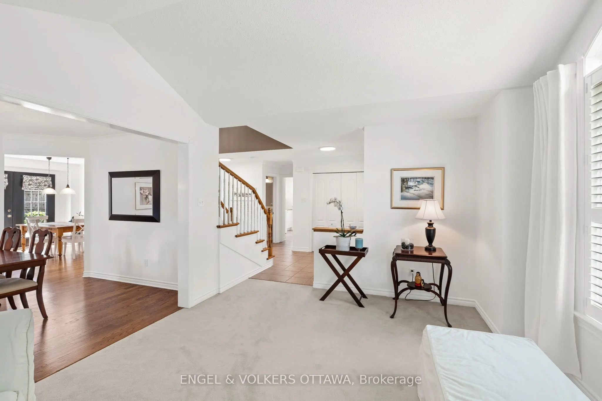 35 Heritage Grove Crescent