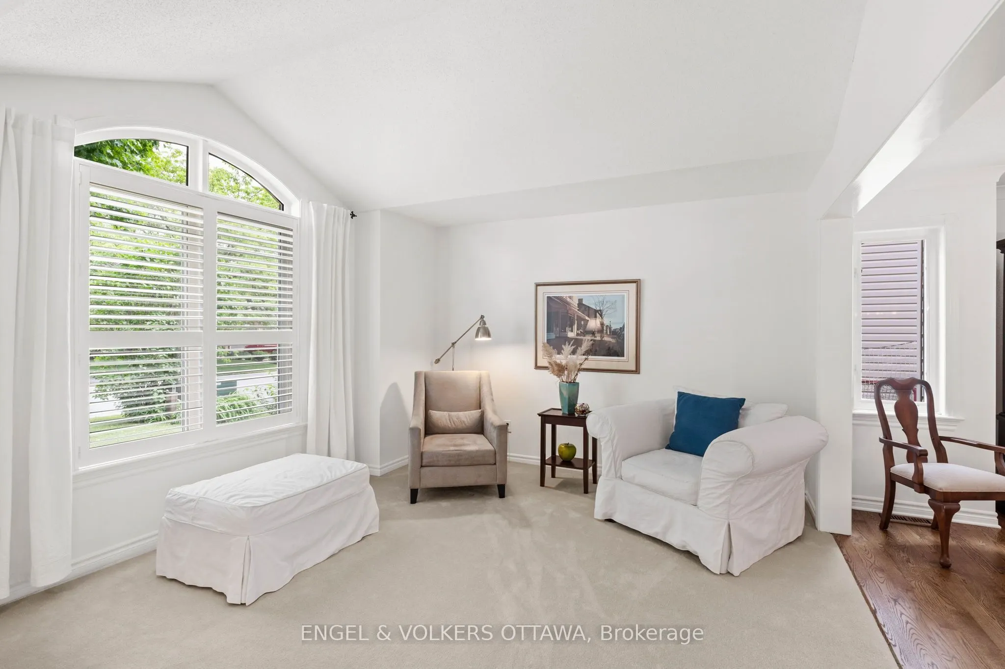 35 Heritage Grove Crescent