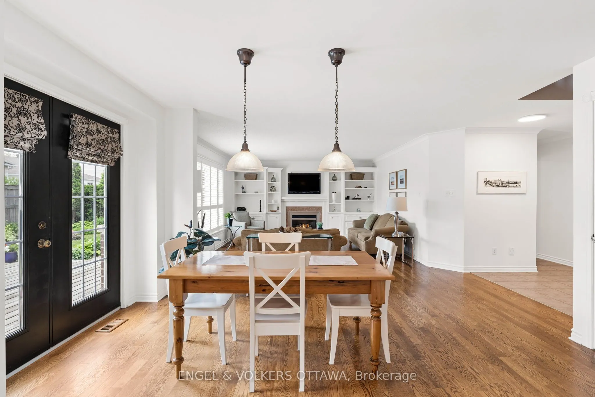 35 Heritage Grove Crescent