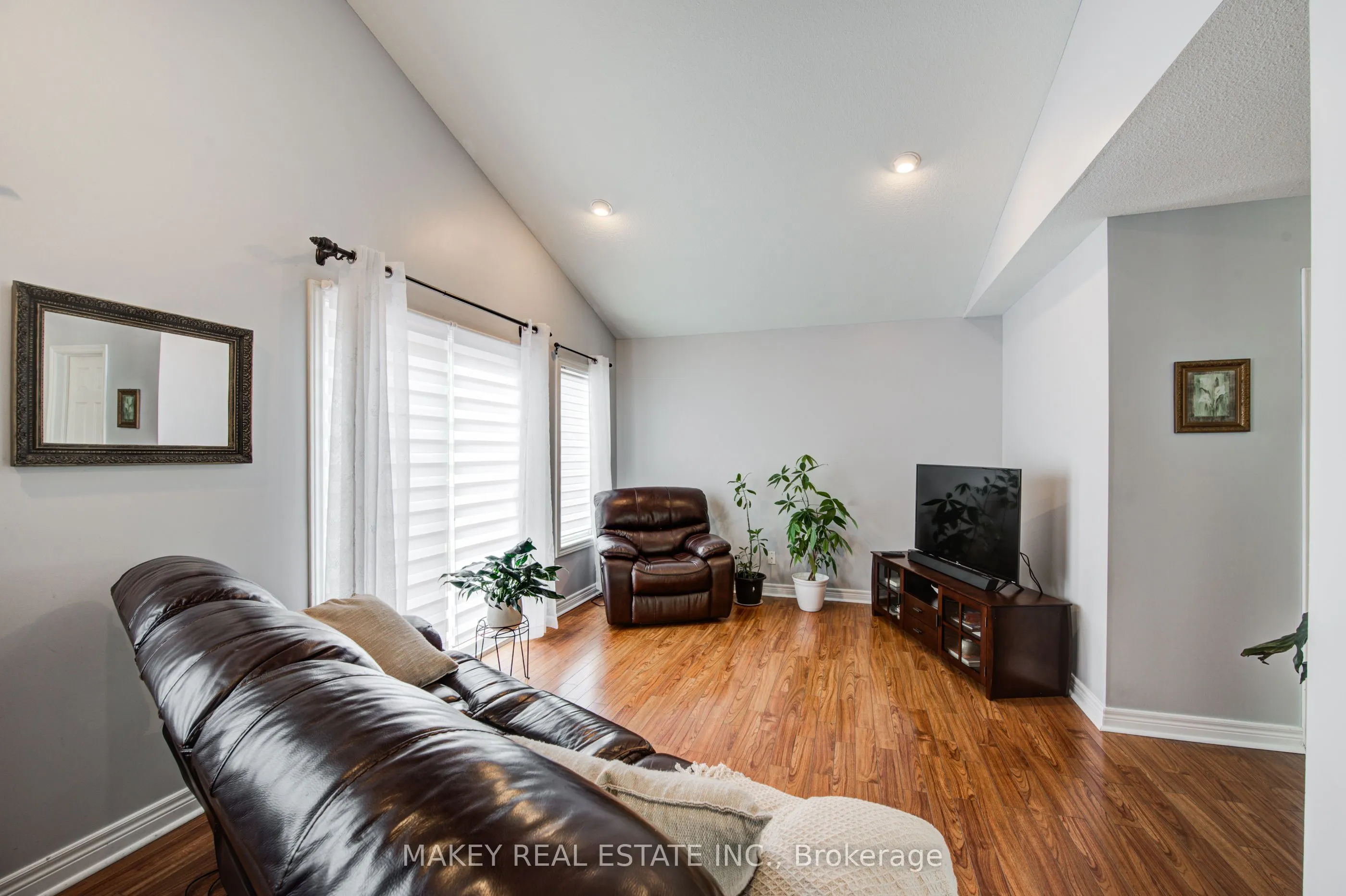 541 Alberta Avenue