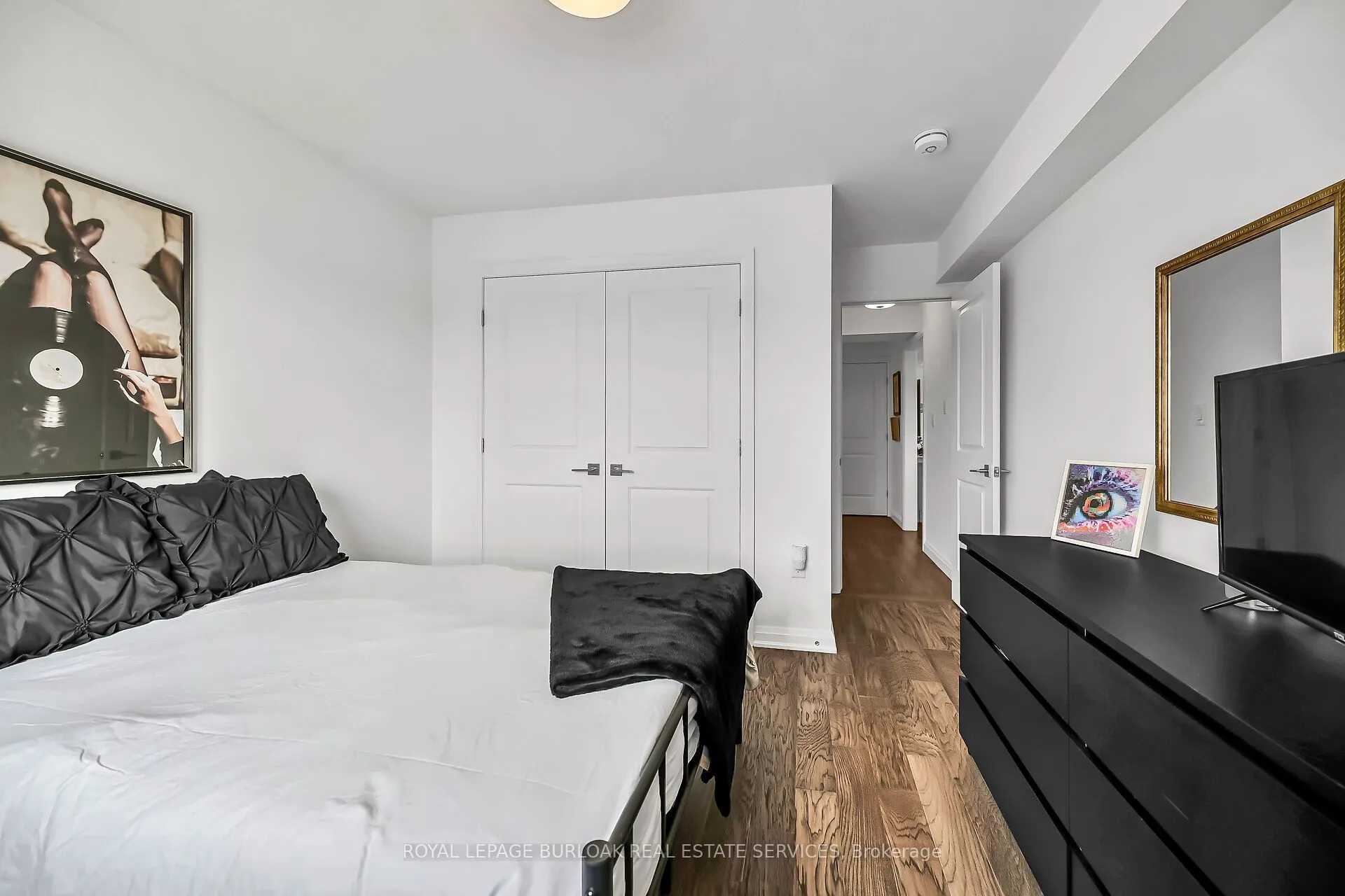 23 Echovalley Drive, #12