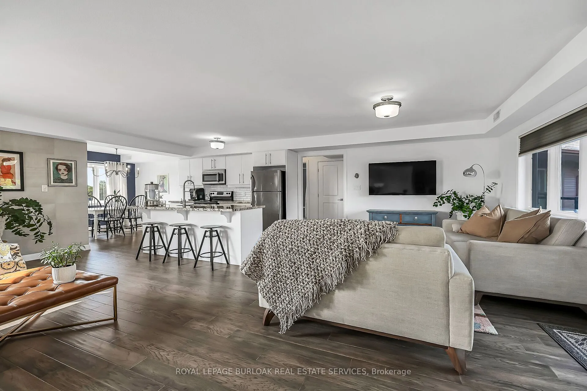 23 Echovalley Drive, #12