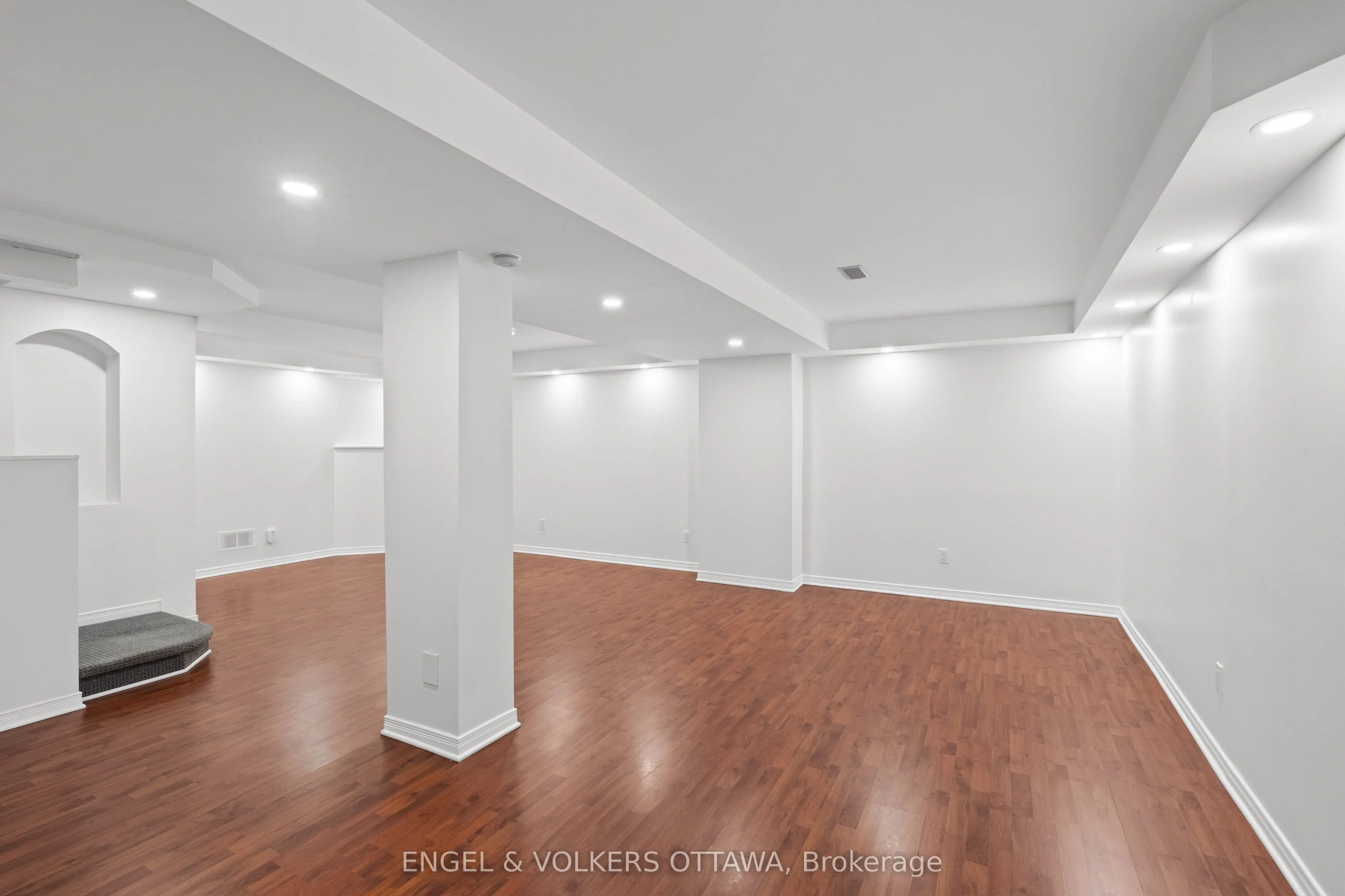 21 Mayford Avenue