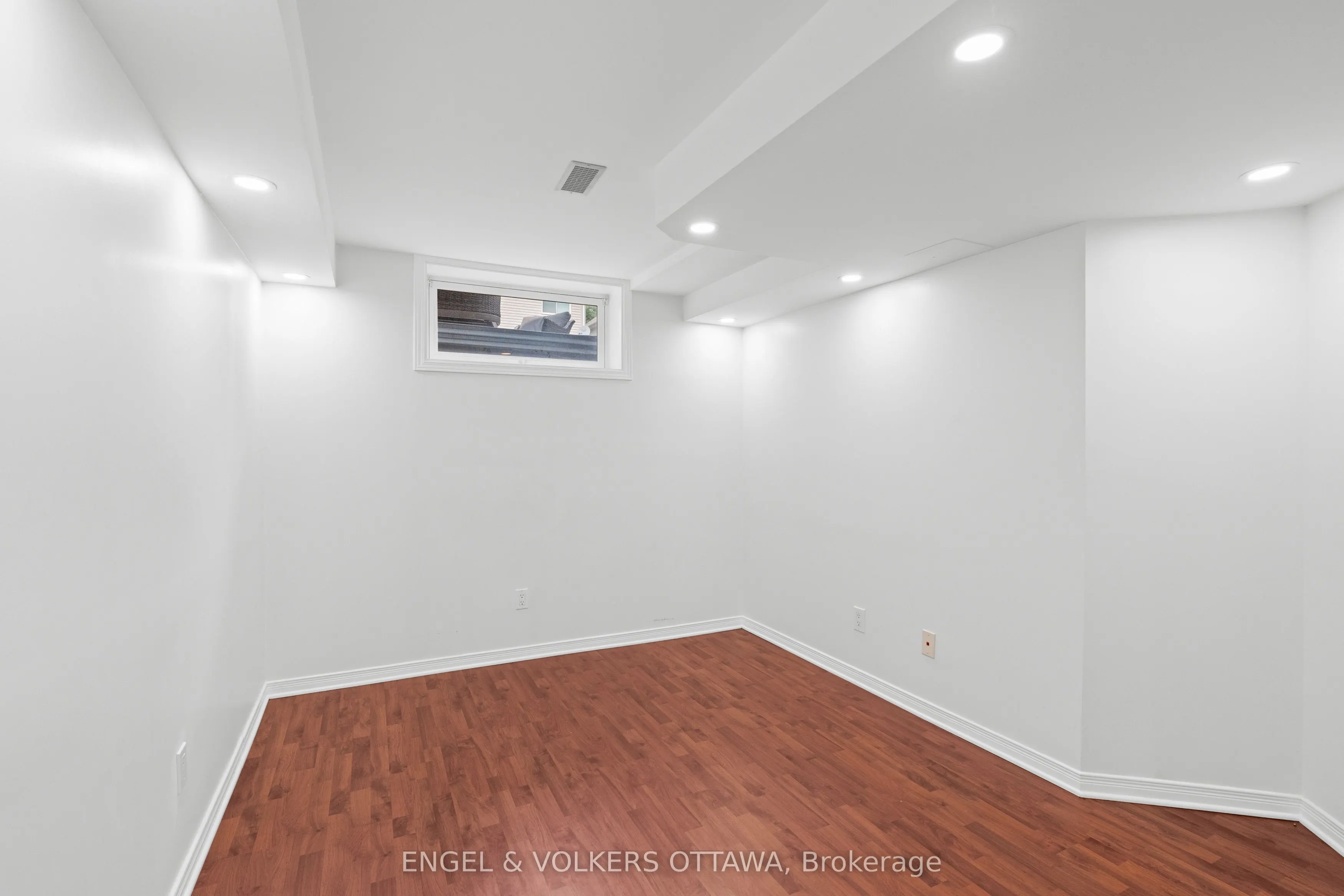 21 Mayford Avenue