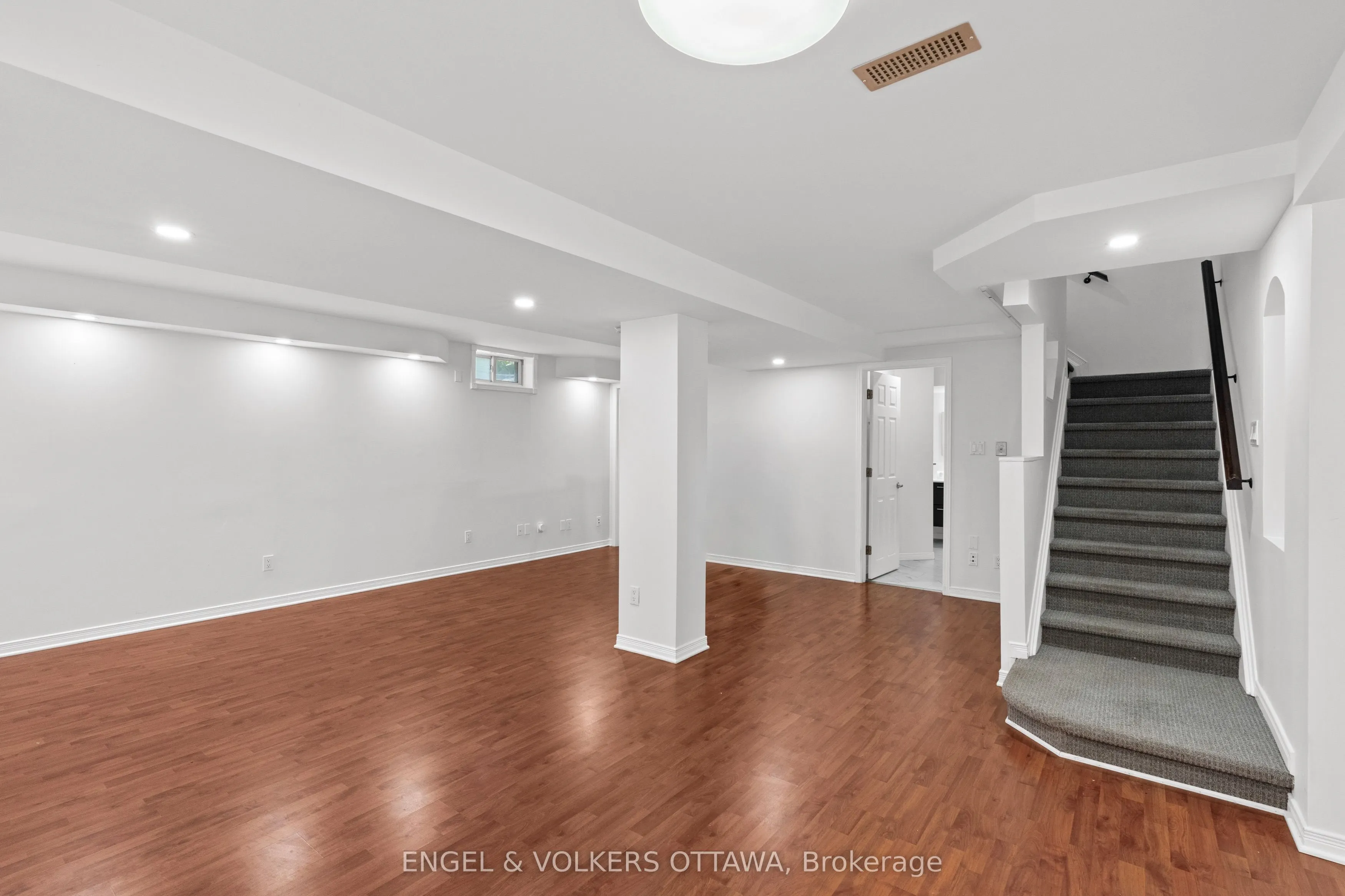 21 Mayford Avenue