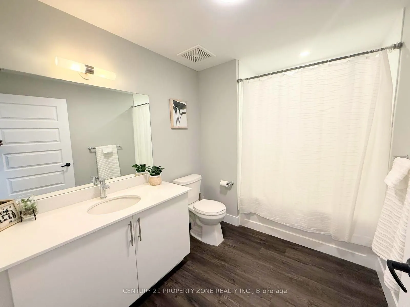 26 Lowes Road, #604
