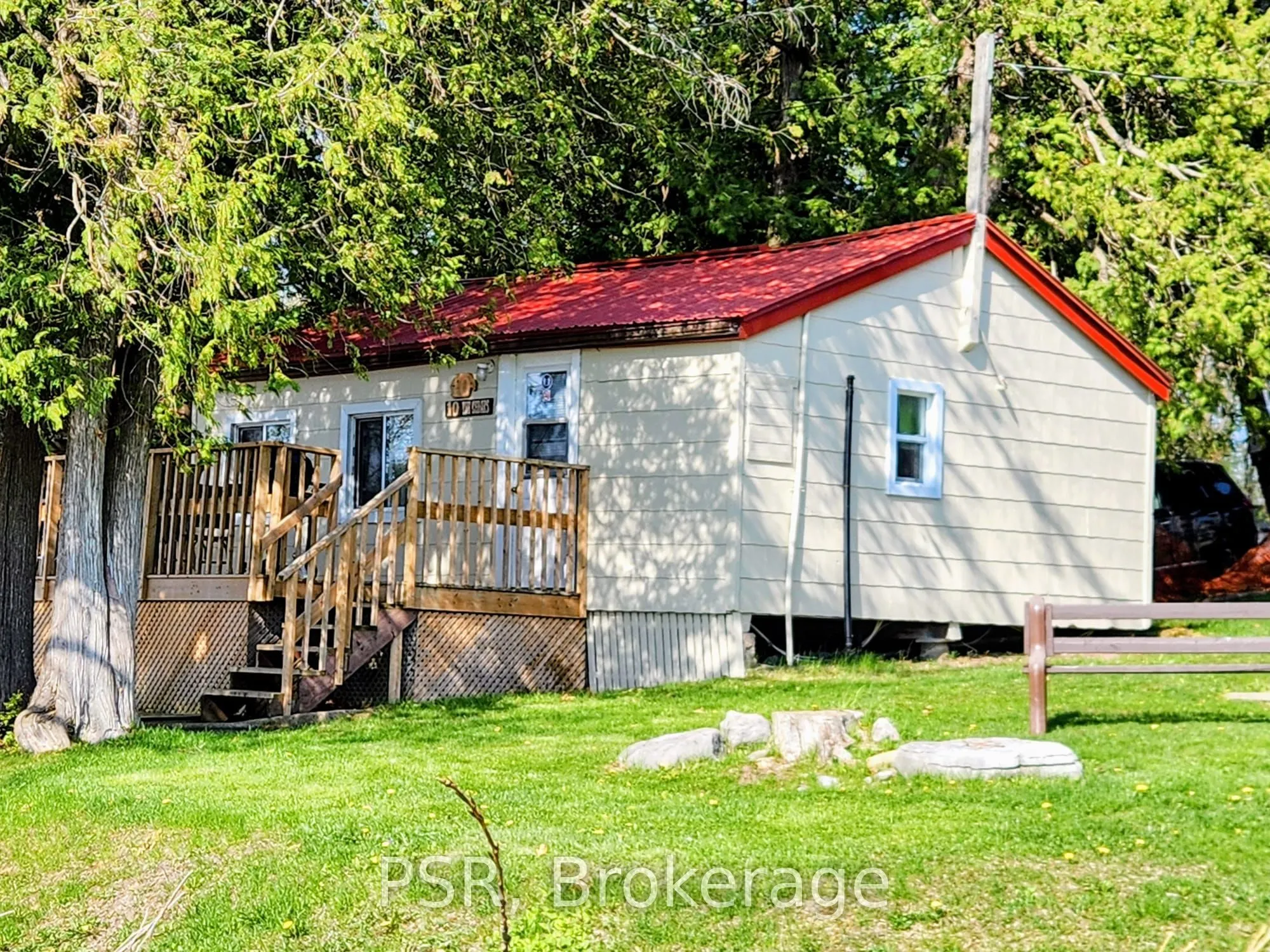232 Lake Dalrymple Road, #10